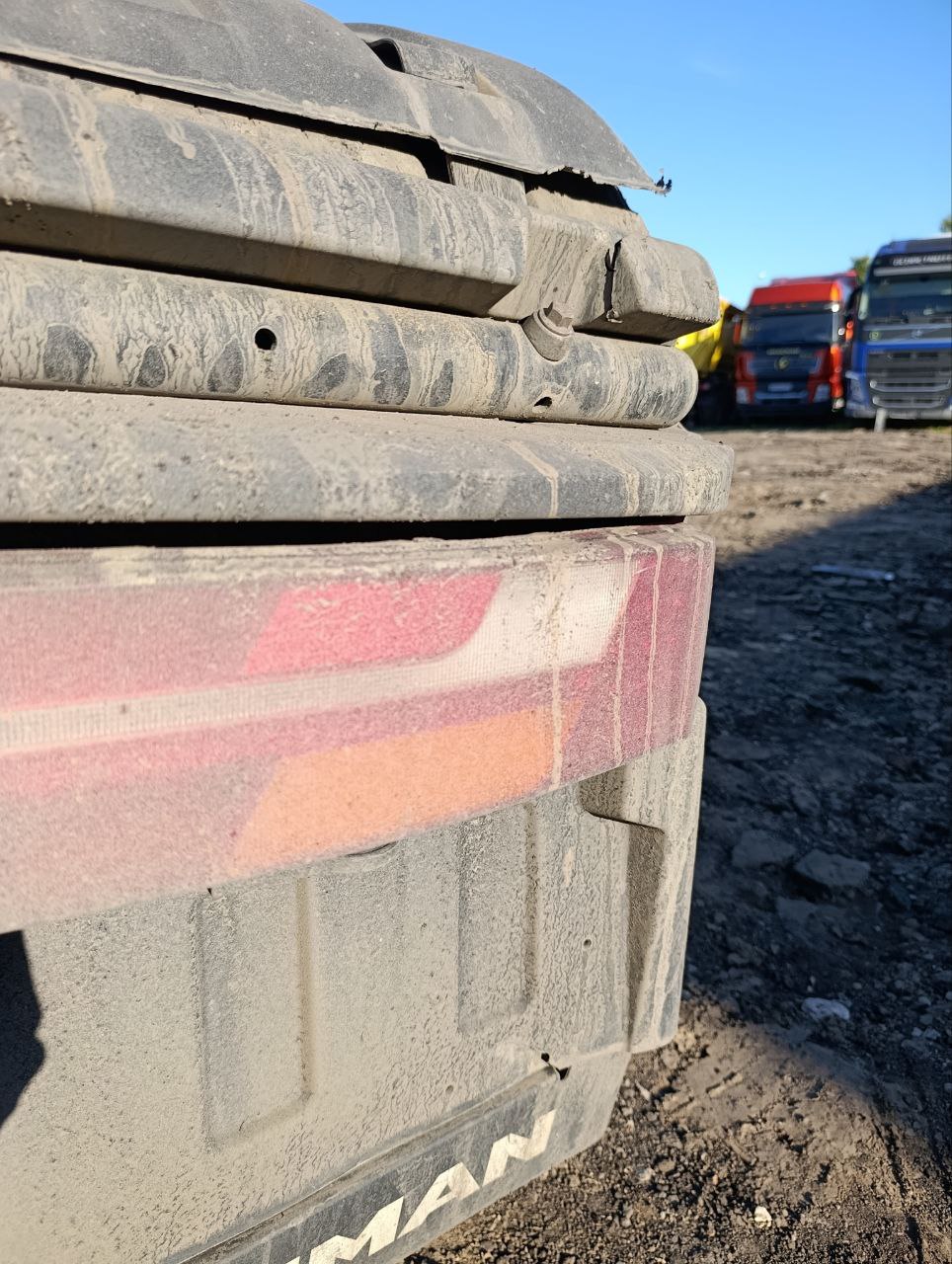 Shacman (Shaanxi) SX* 4x2 Седельный тягач 2023 г. - фото 19