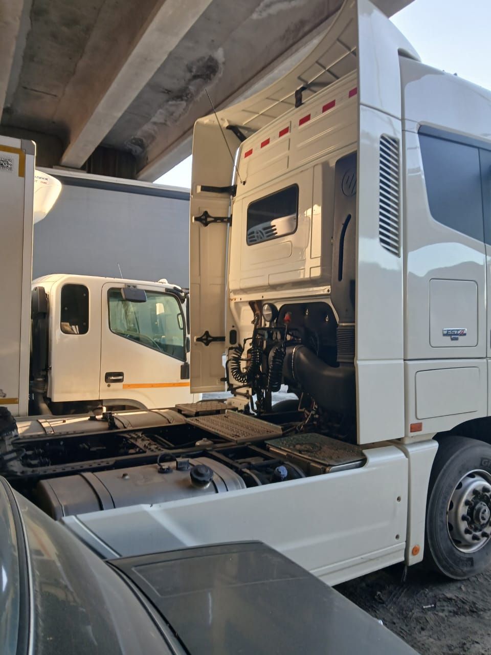 Foton AUMAN 4x2 Седельный тягач 2023 г. - фото 2