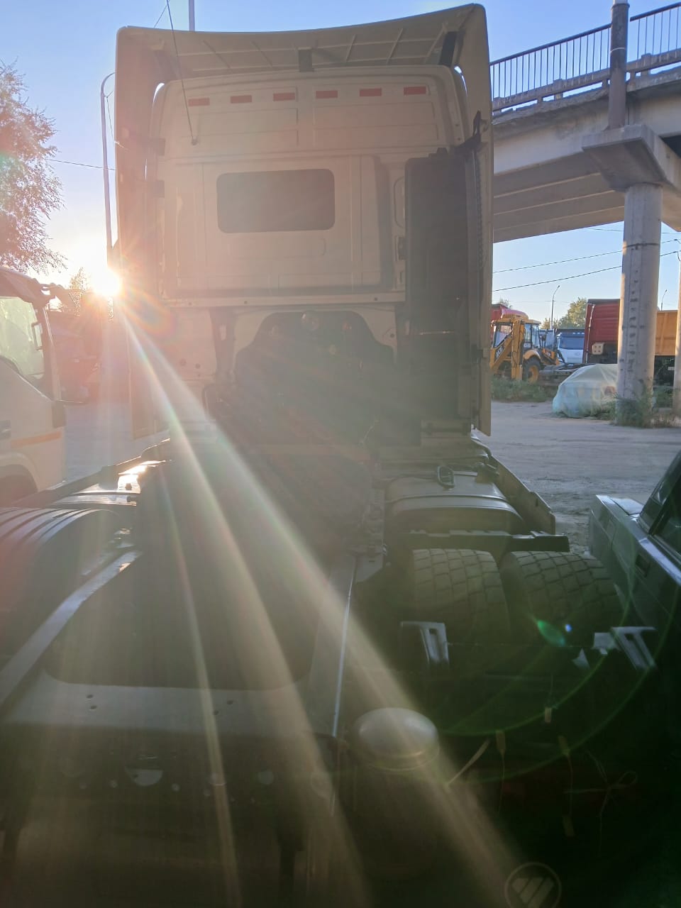 Foton AUMAN 4x2 Седельный тягач 2023 г. - фото 5