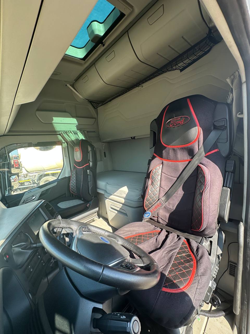 Ford F-Max 4x2 Седельный тягач 2022 г. - фото 10