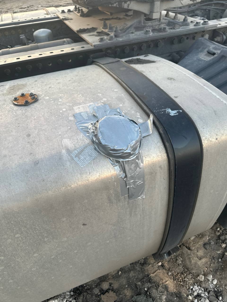 Ford F-Max 4x2 Седельный тягач 2023 г. - фото 18