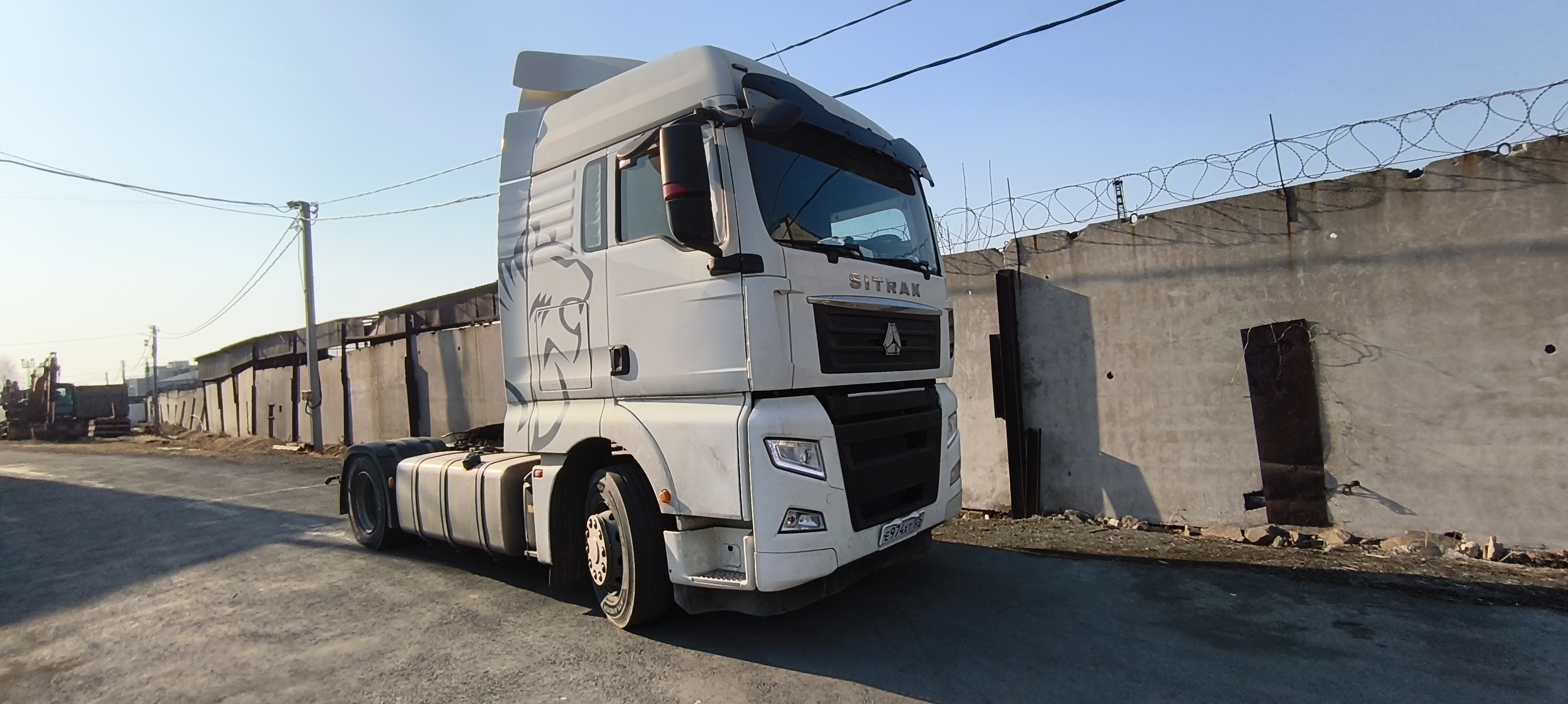 SITRAK C7H 4x2 Седельный тягач 2022 г. - фото 3