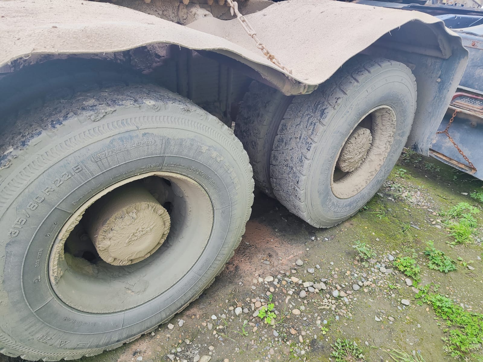 Shacman (Shaanxi) SX* 6x6 Седельный тягач 2024 г. - фото 11