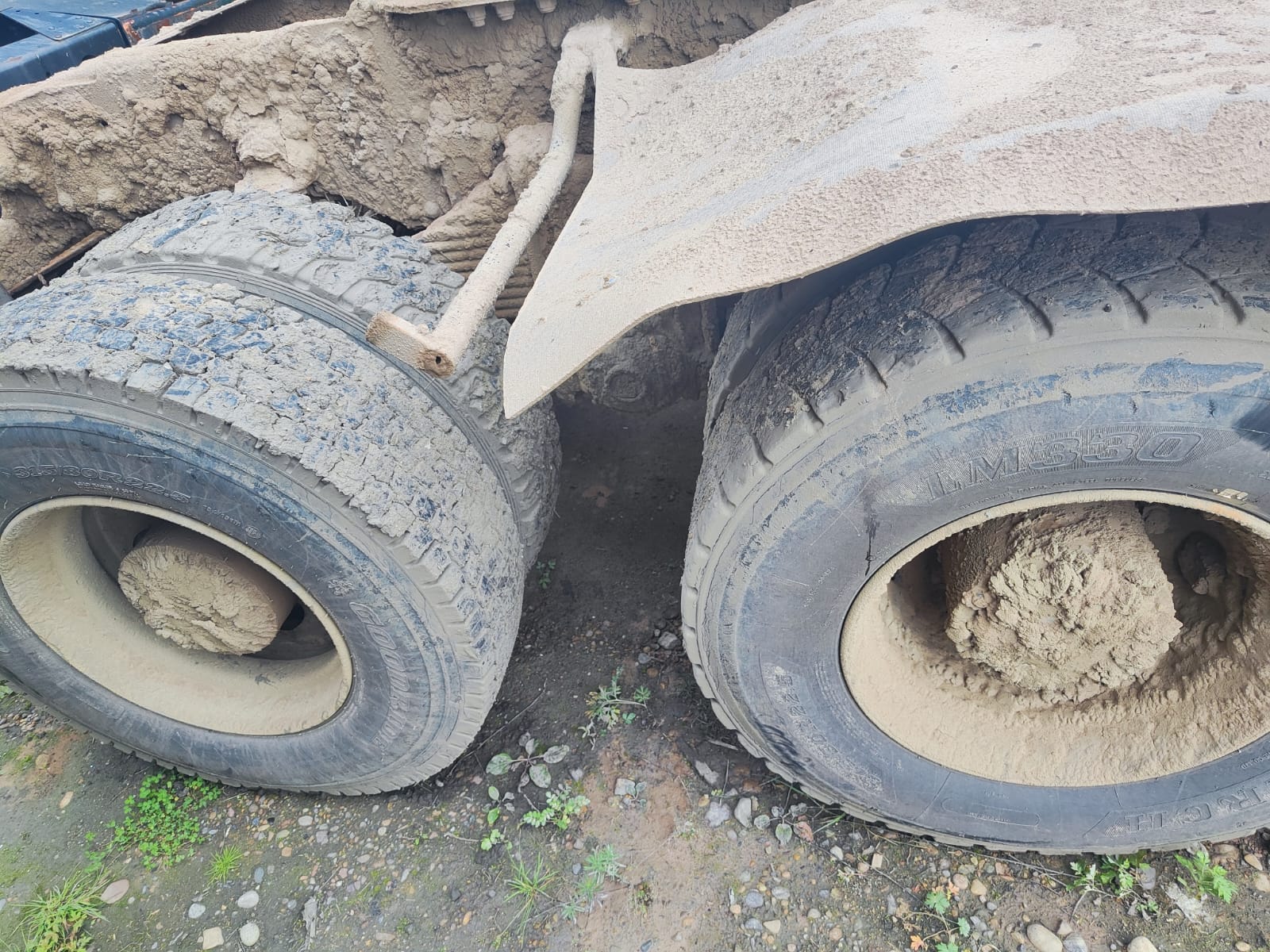 Shacman (Shaanxi) SX* 6x6 Седельный тягач 2024 г. - фото 13