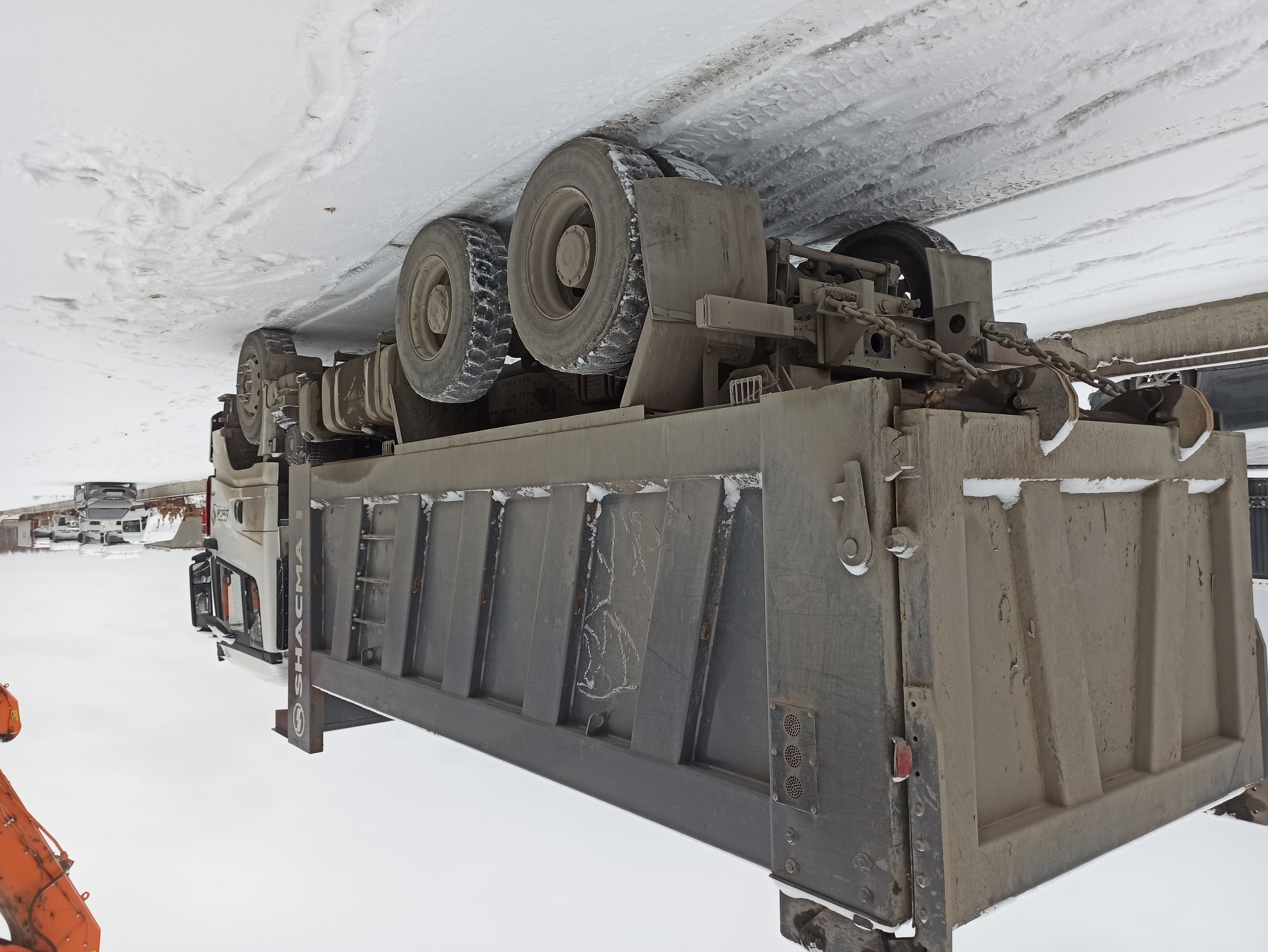 Shacman (Shaanxi) SX* 6x4 Самосвал 2023 г. - фото 7