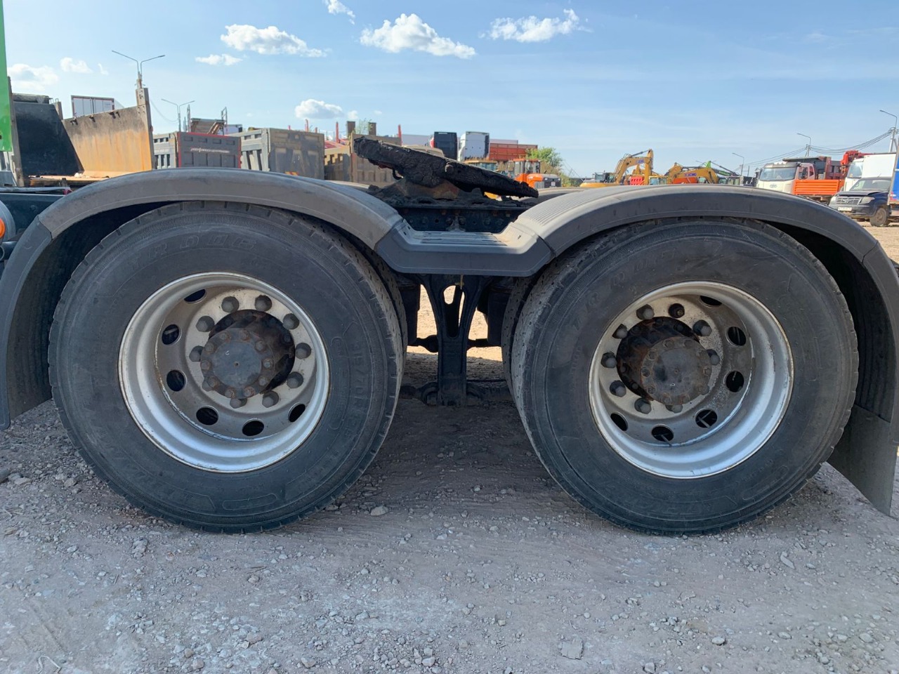 FAW JH6 6x4 Седельный тягач 2023 г. - фото 14