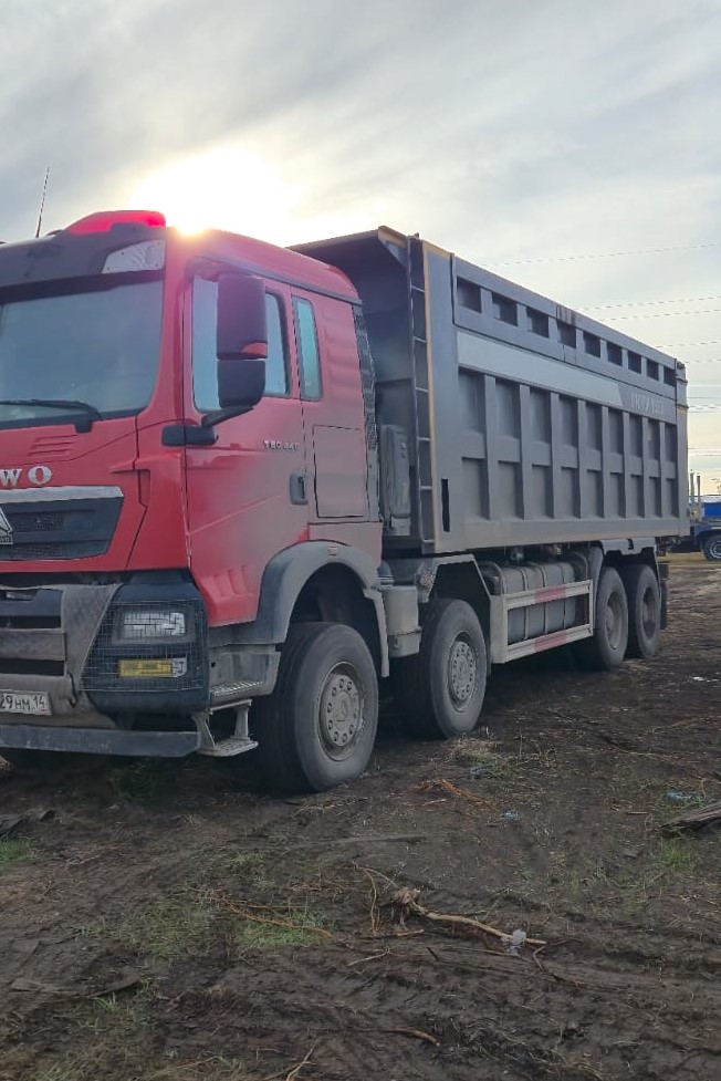 Howo T5G 8x4 Самосвал 2024 г. - фото 2