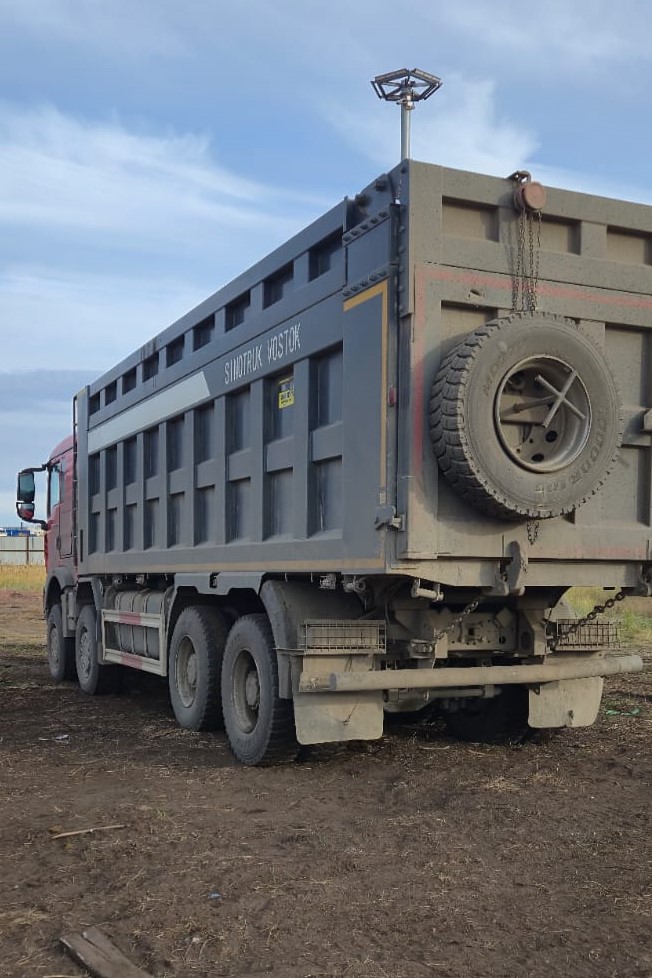 Howo T5G 8x4 Самосвал 2024 г. - фото 6