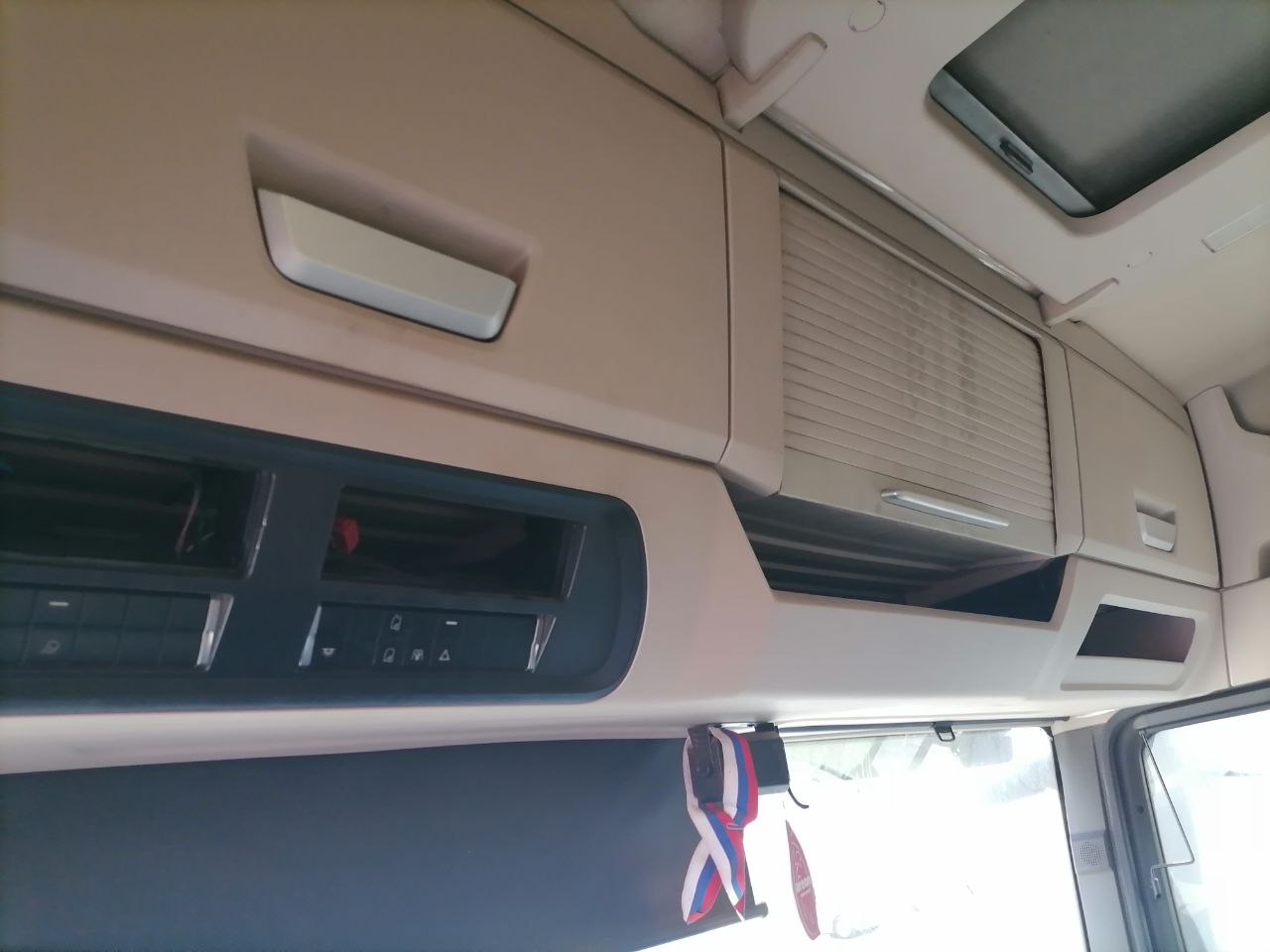 SITRAK C7H 4x2 Седельный тягач 2023 г. - фото 9