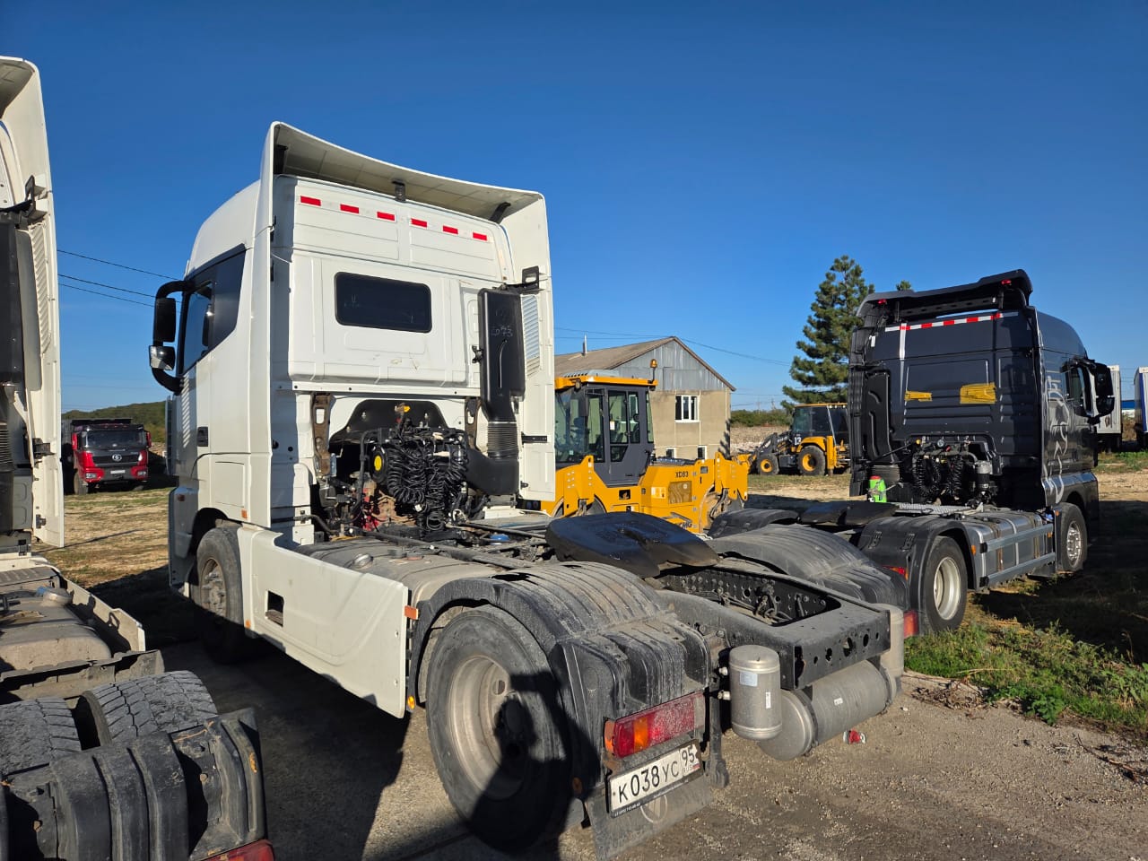 Foton AUMAN 4x2 Седельный тягач 2023 г. - фото 9