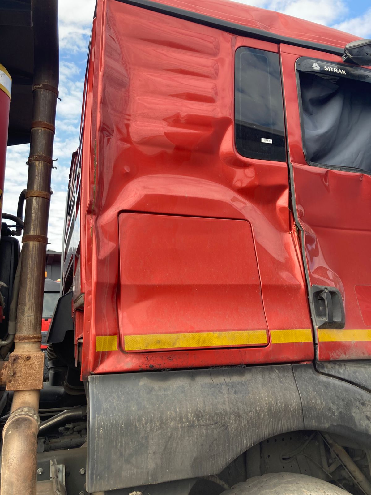 SITRAK C7H 8x4 Самосвал 2023 г. - фото 6