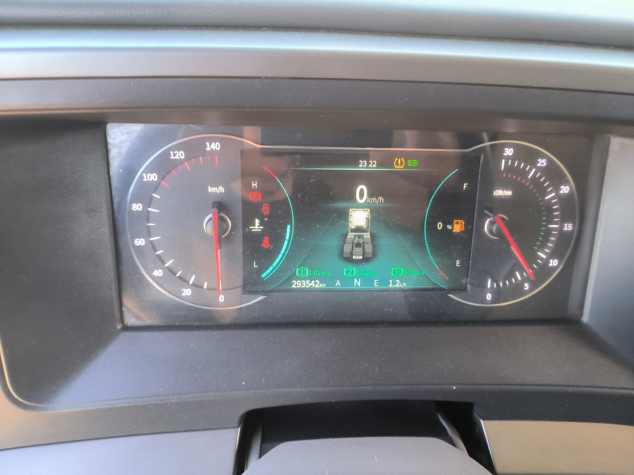 DongFeng DFH 4x2 Седельный тягач 2023 г. - фото 11