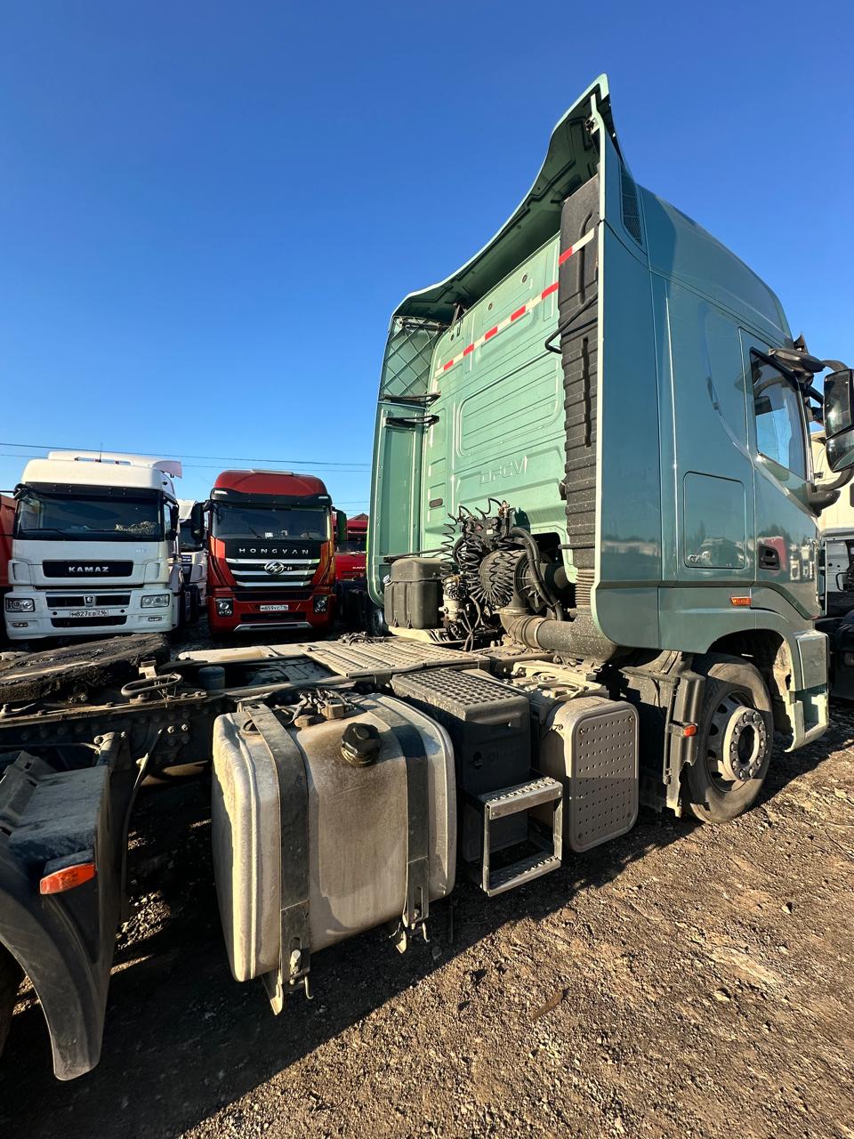 DongFeng DFH 4x2 Седельный тягач 2023 г. - фото 3