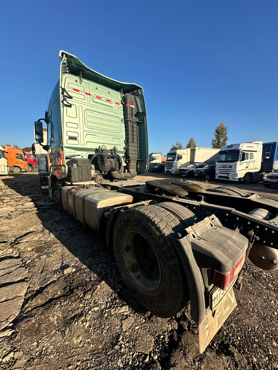 DongFeng DFH 4x2 Седельный тягач 2023 г. - фото 6