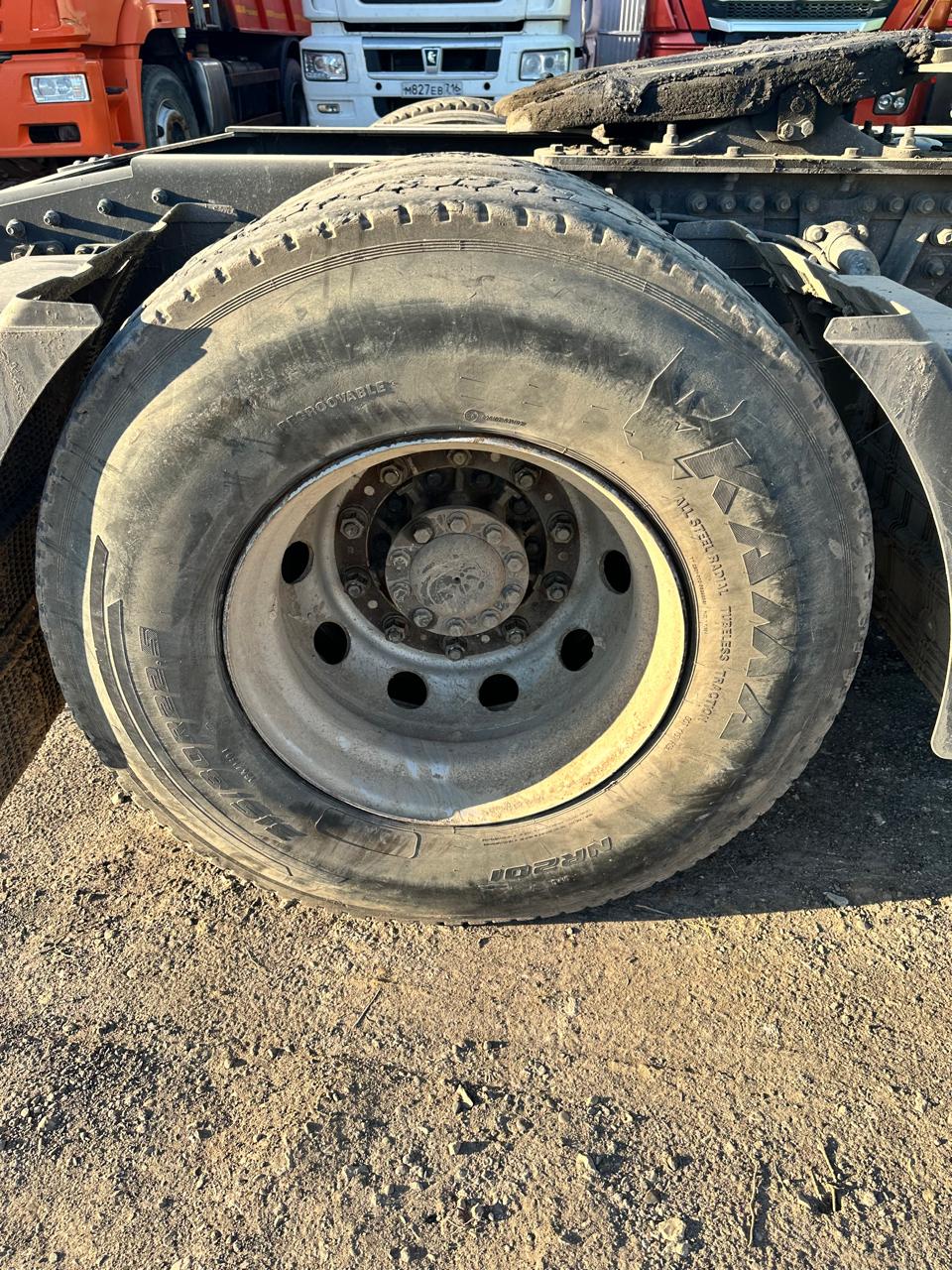 DongFeng DFH 4x2 Седельный тягач 2023 г. - фото 14