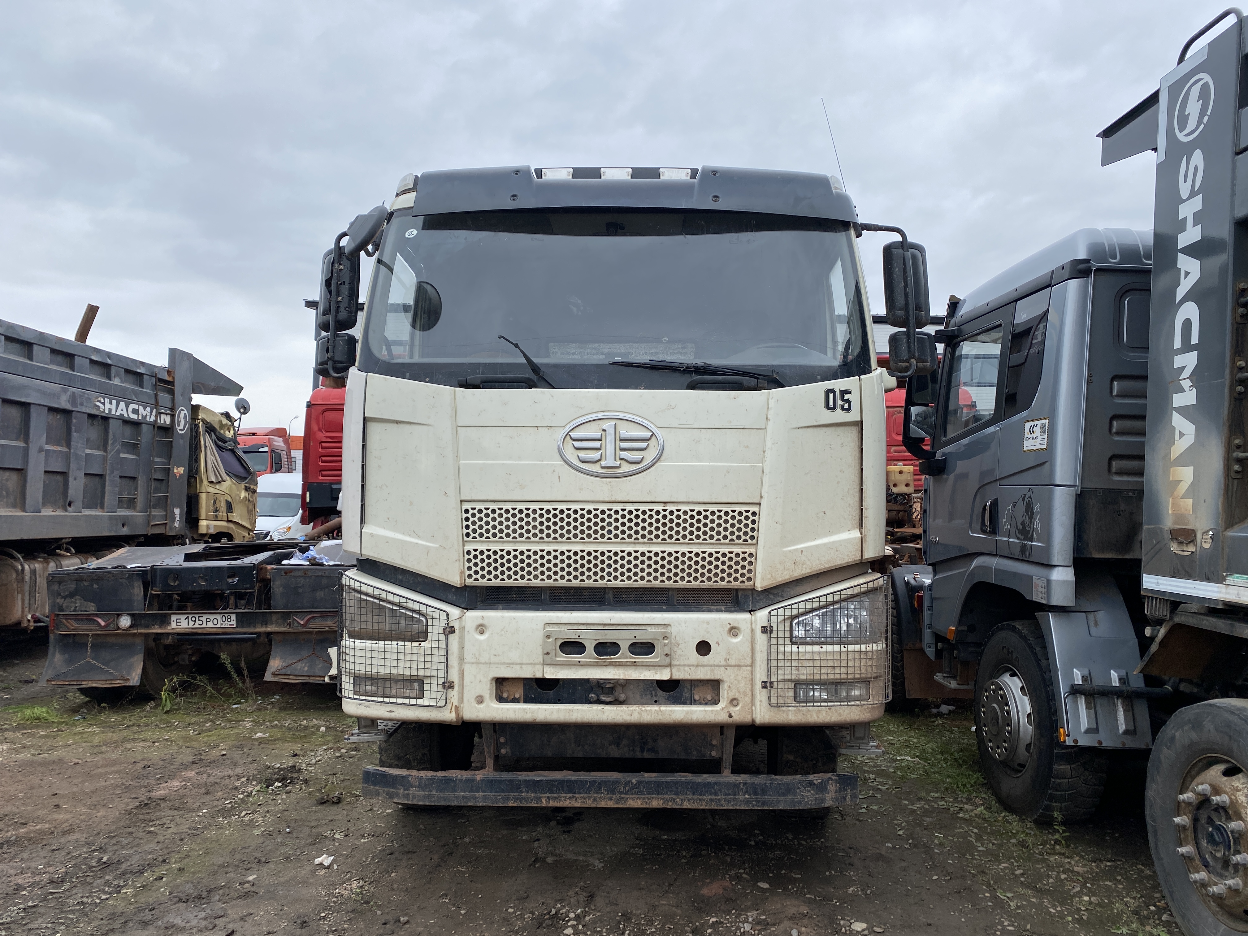 FAW J6 8x4 Самосвал 2023 г.