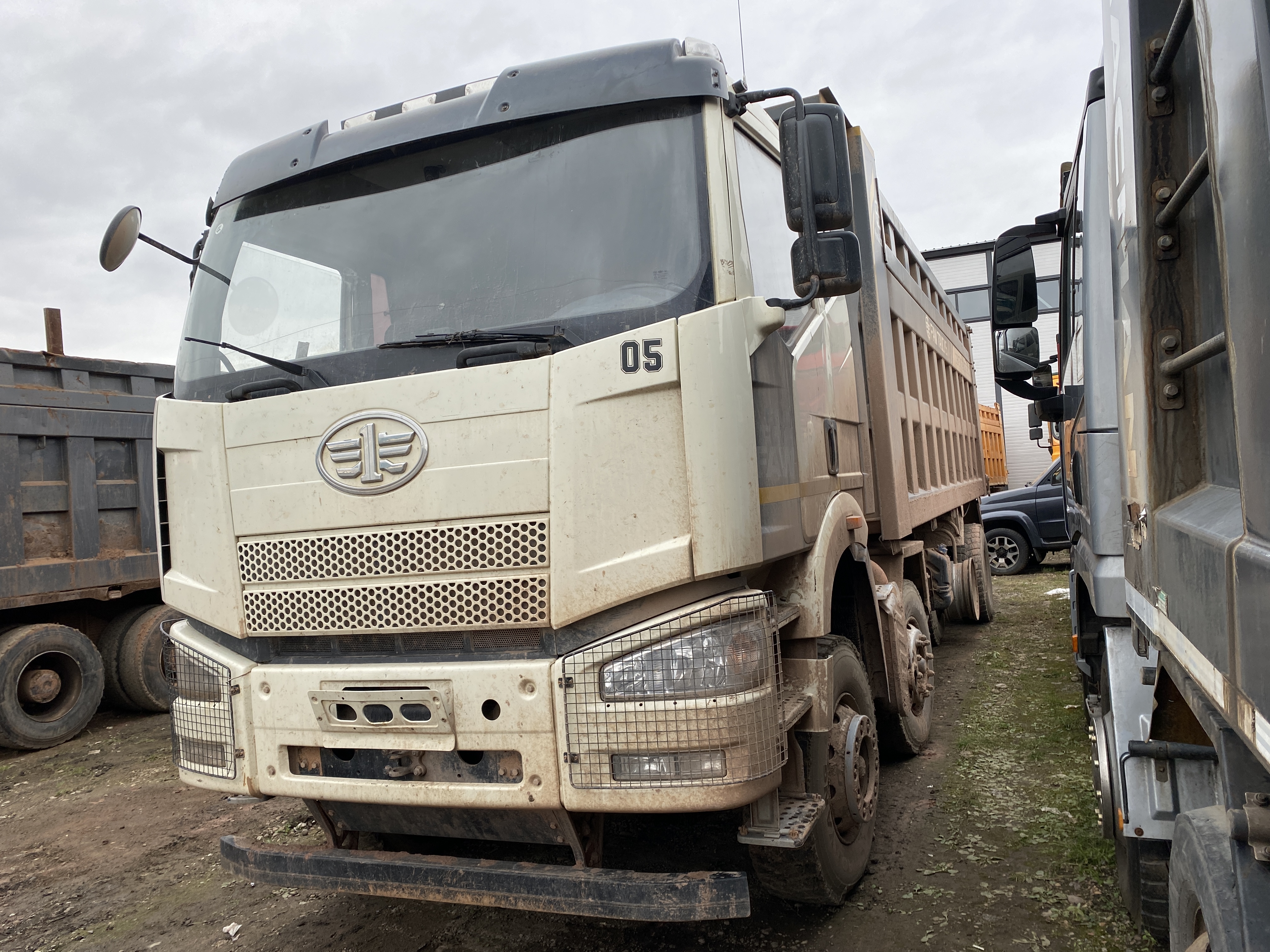 FAW J6 8x4 Самосвал 2023 г. - фото 3