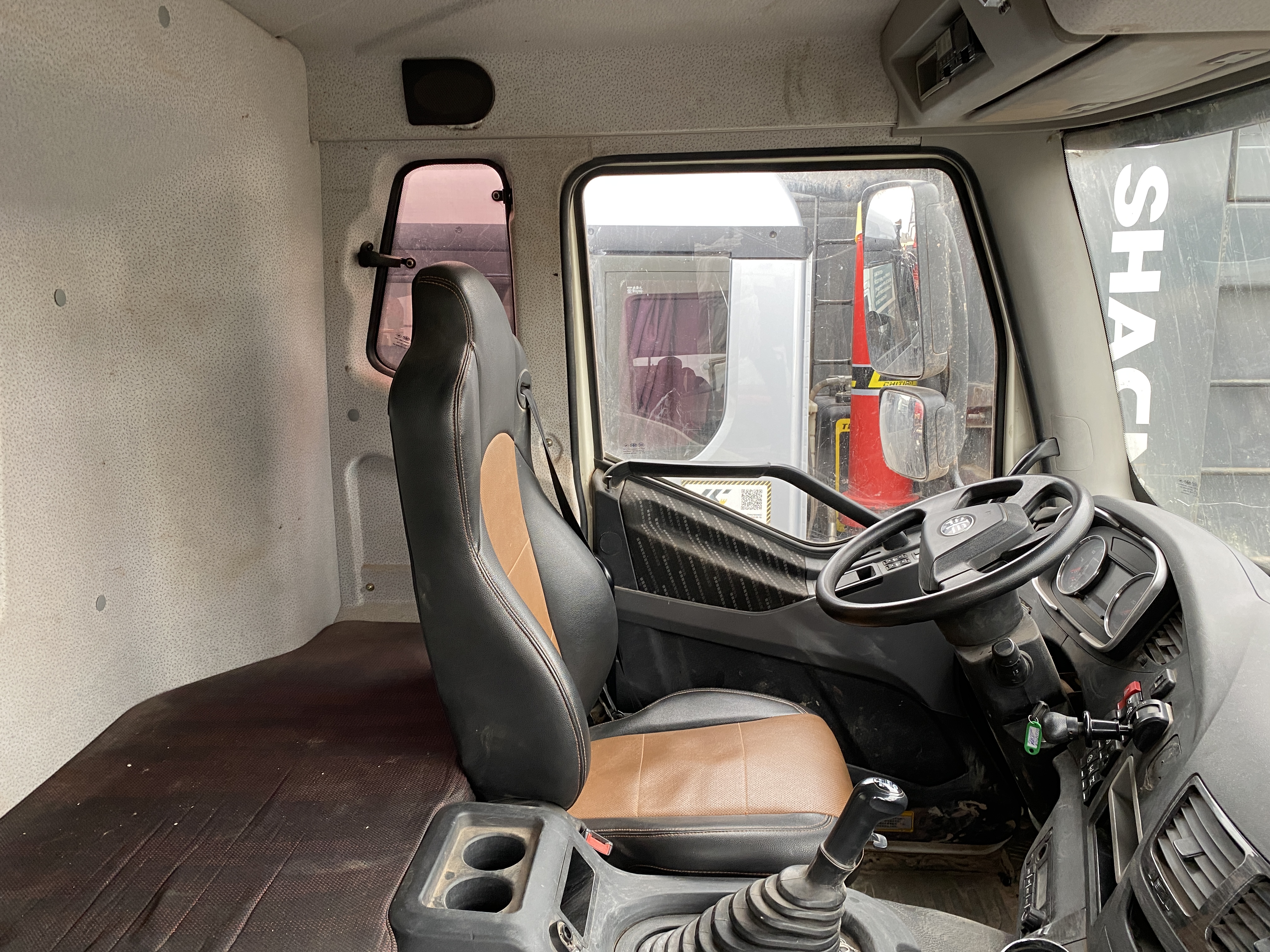 FAW J6 8x4 Самосвал 2023 г. - фото 11