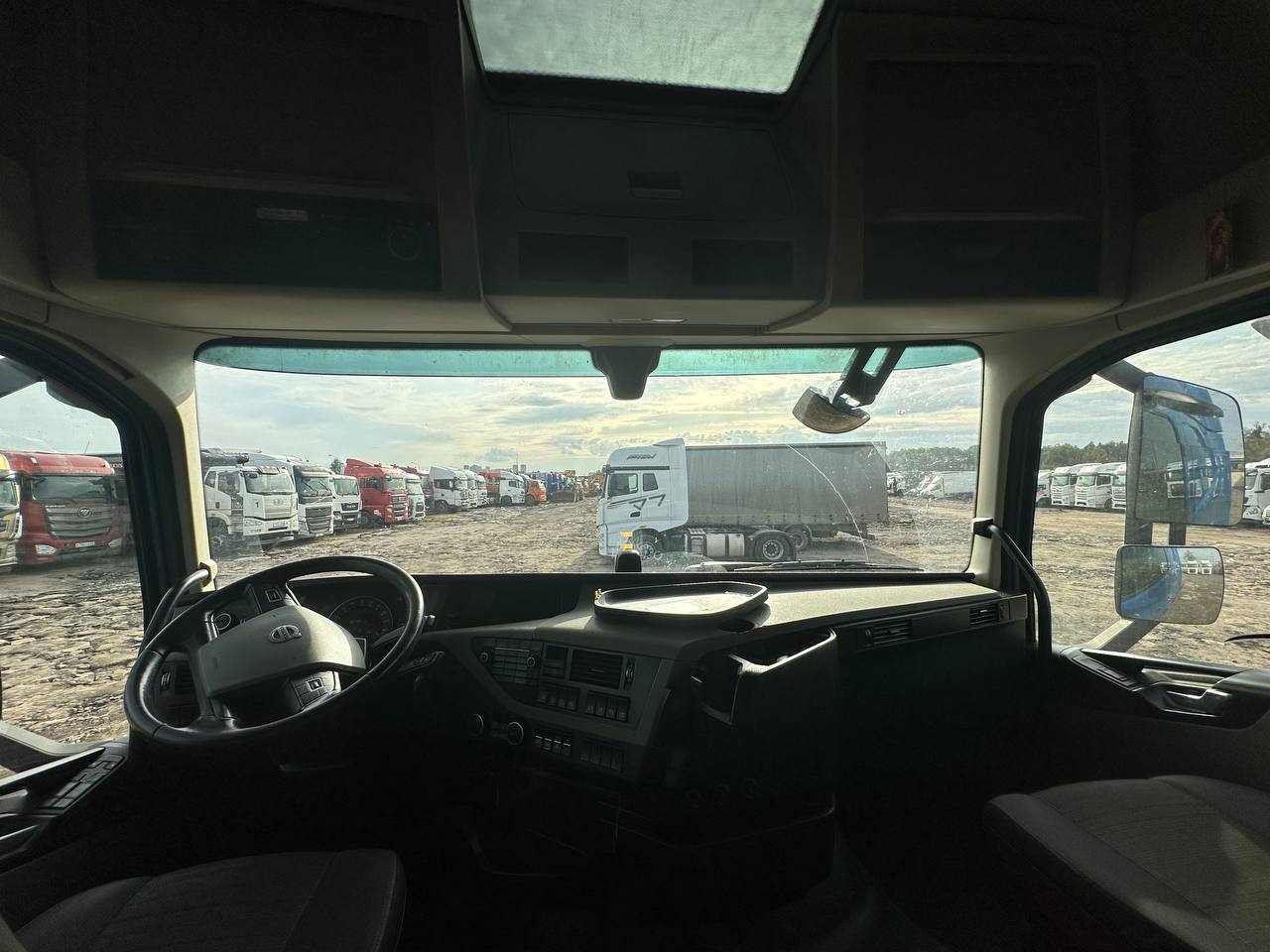 Volvo FH 4x2 Седельный тягач 2020 г. - фото 15