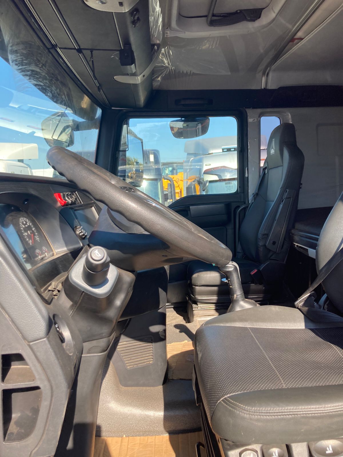 SITRAK C7H 8x4 Самосвал 2024 г. - фото 11