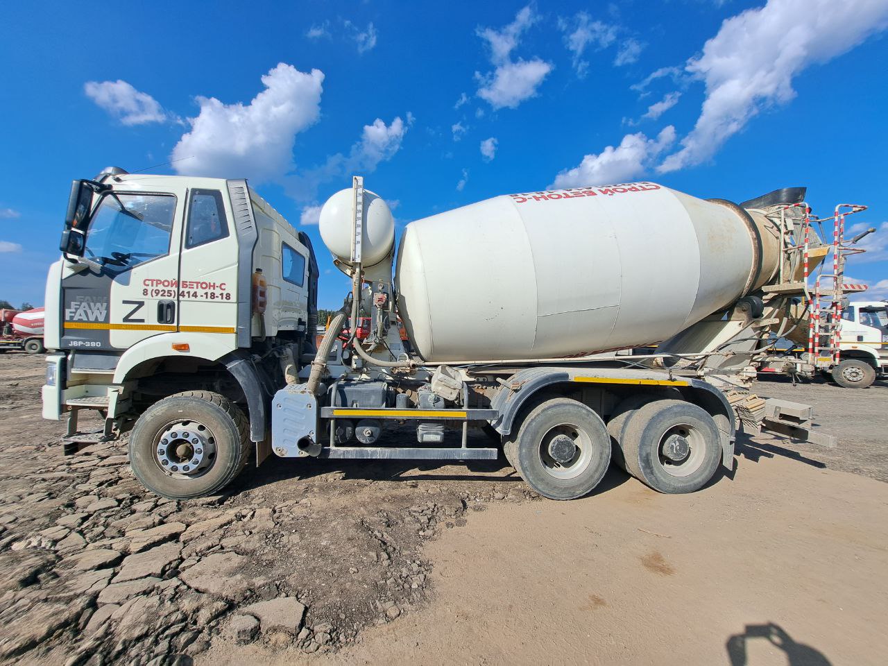 TIGARBO 6936* на шасси FAW CA 3250 6x4 Автобетоносмеситель 2023 г. - фото 2