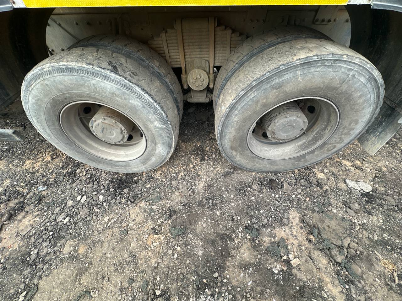 TIGARBO 6936* на шасси FAW CA 3250 6x4 Автобетоносмеситель 2023 г. - фото 13