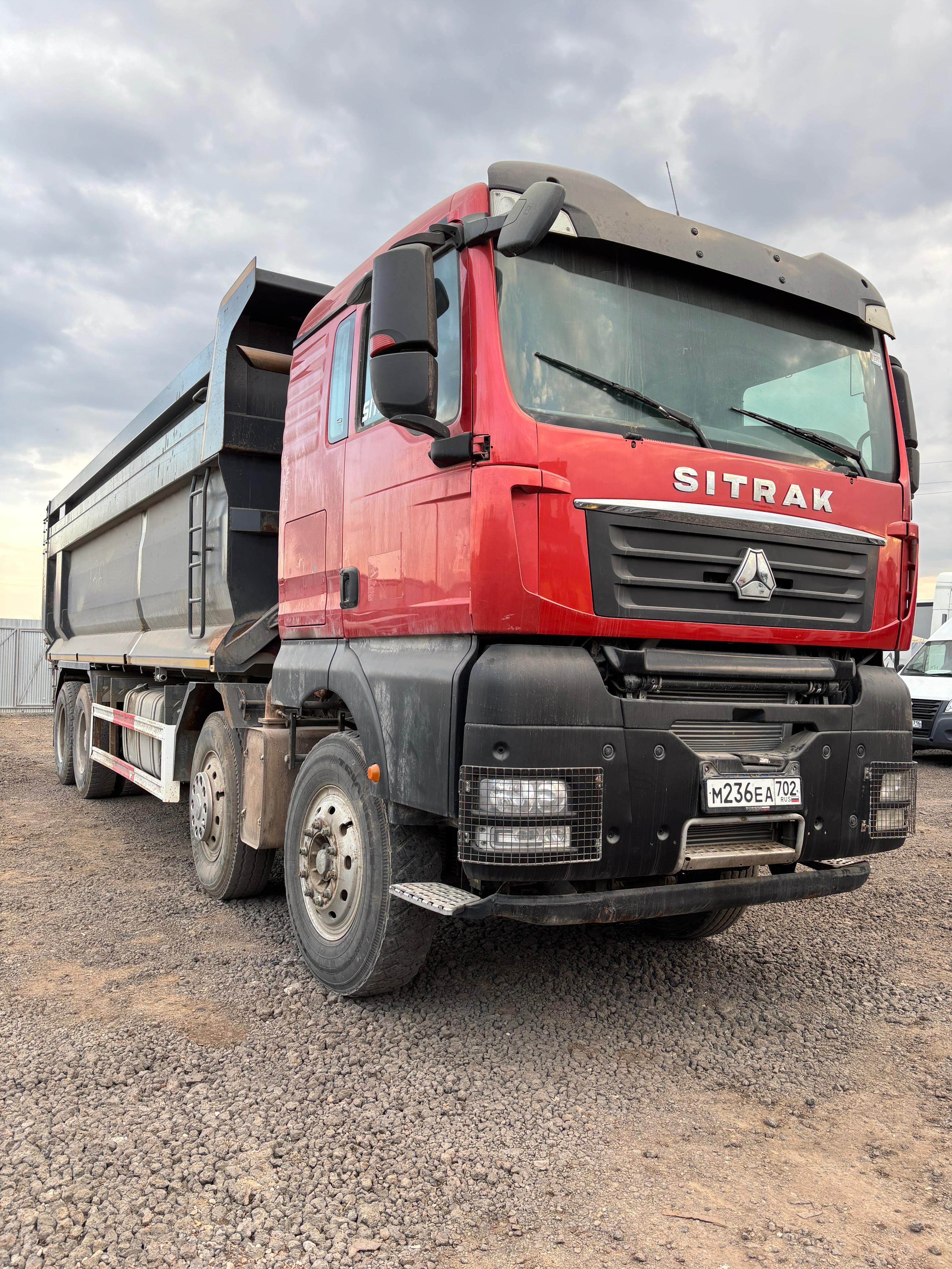 SITRAK C7H 8x4 Самосвал 2023 г. - фото 2