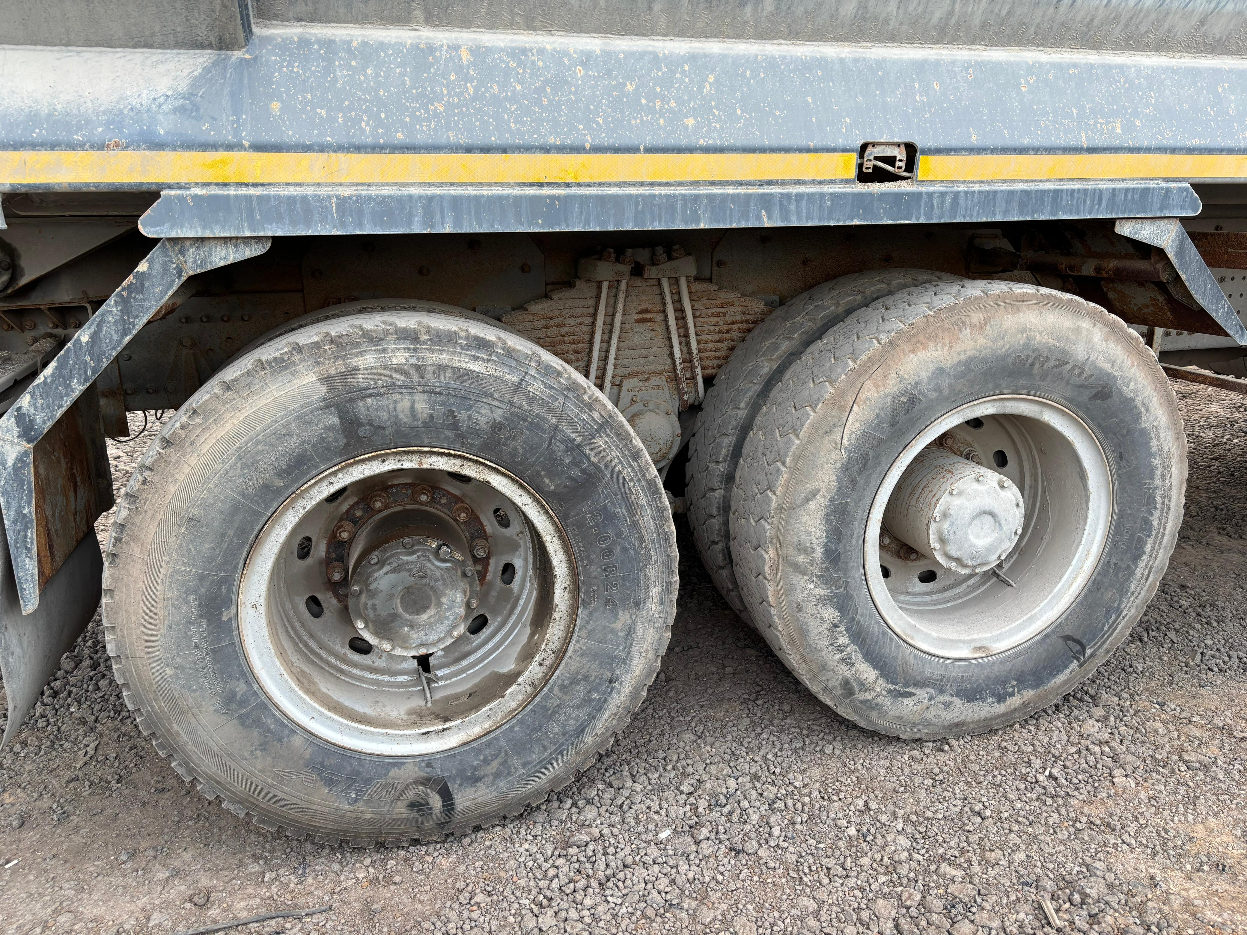 SITRAK C7H 8x4 Самосвал 2023 г. - фото 9