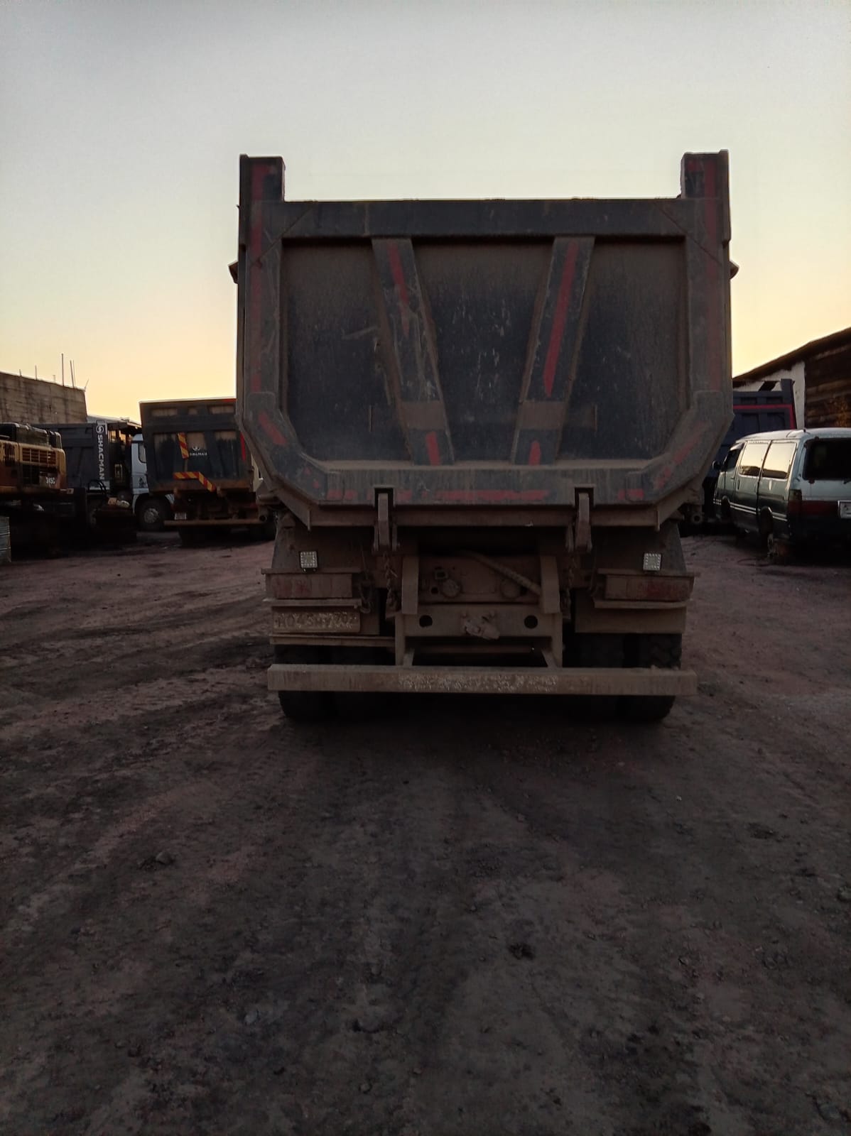 SITRAK C7H 6x4 Самосвал 2022 г. - фото 8