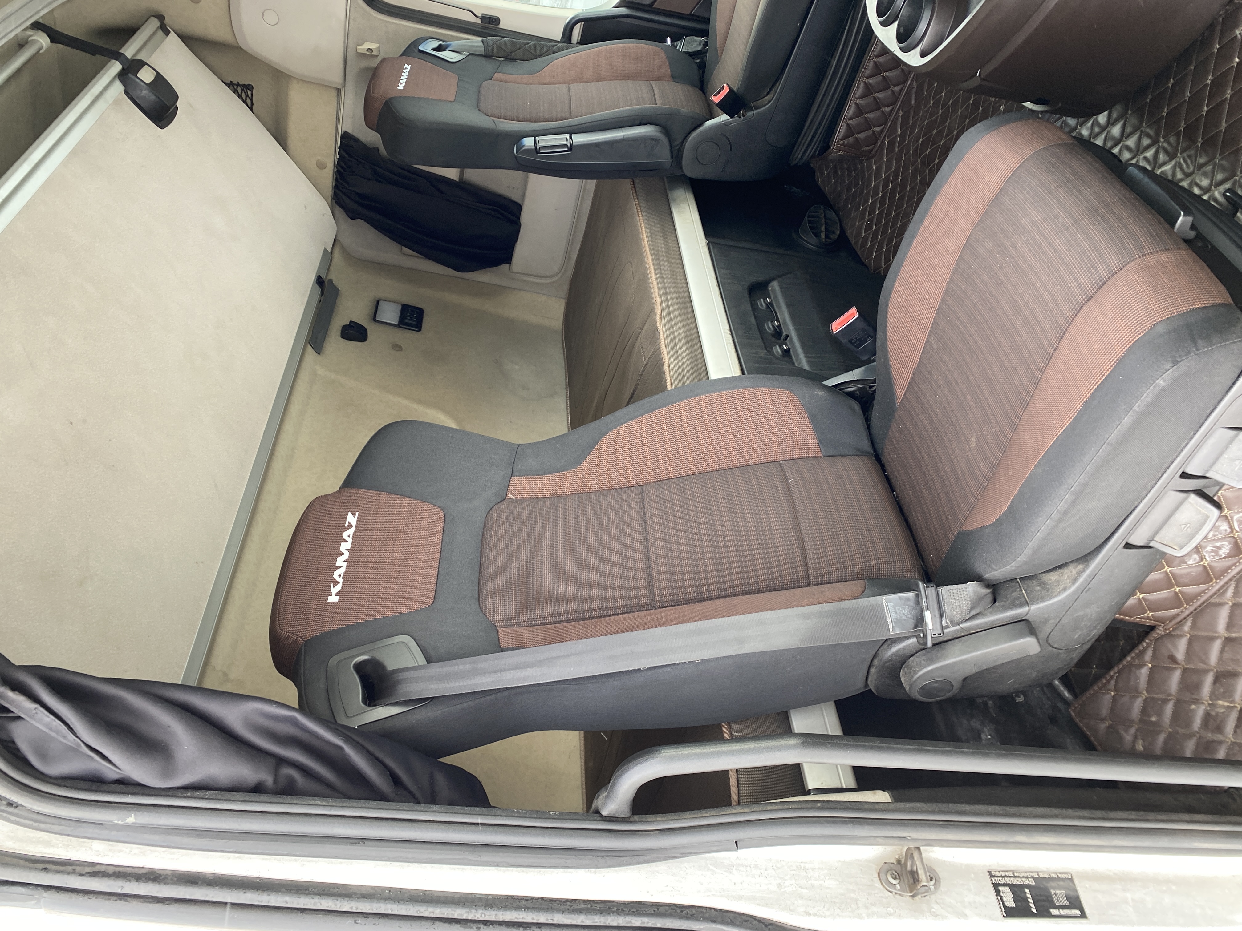 КамАЗ 54901 4x2 Седельный тягач 2022 г. - фото 9