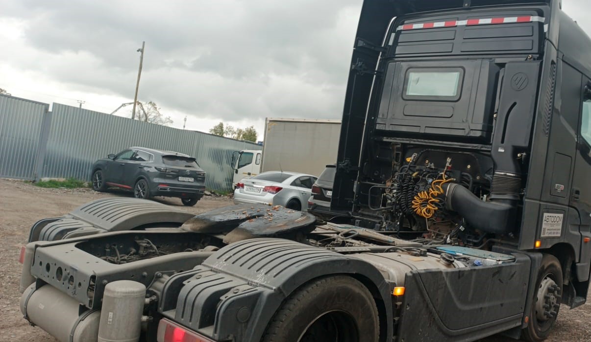 Foton AUMAN 4x2 Седельный тягач 2023 г. - фото 6