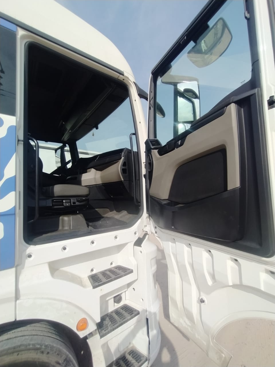 MAN TGX 6x2 Седельный тягач 2021 г. - фото 6