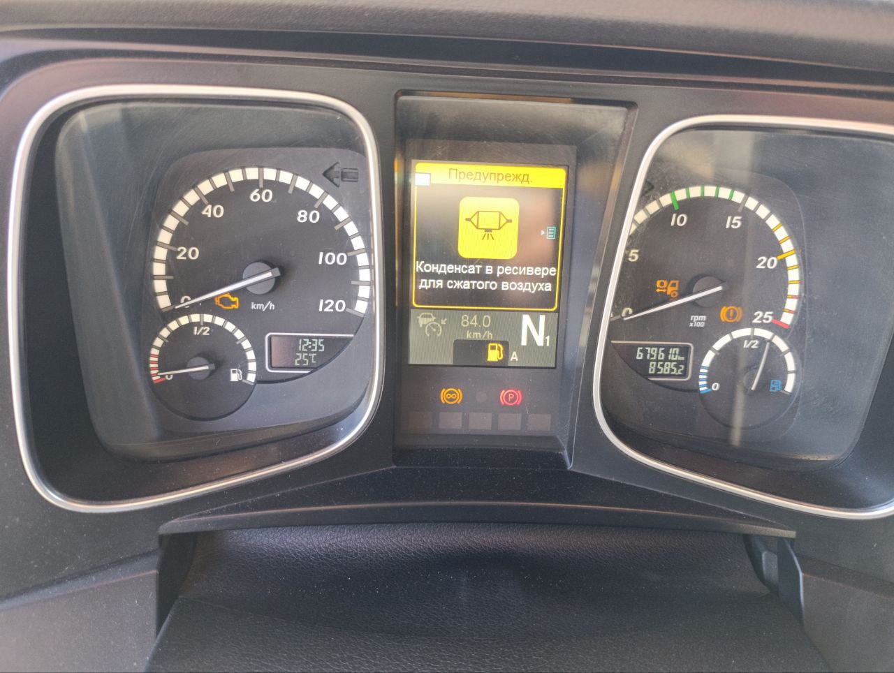 Mercedes-Benz ACTROS 4x2 Седельный тягач 2019 г. - фото 18