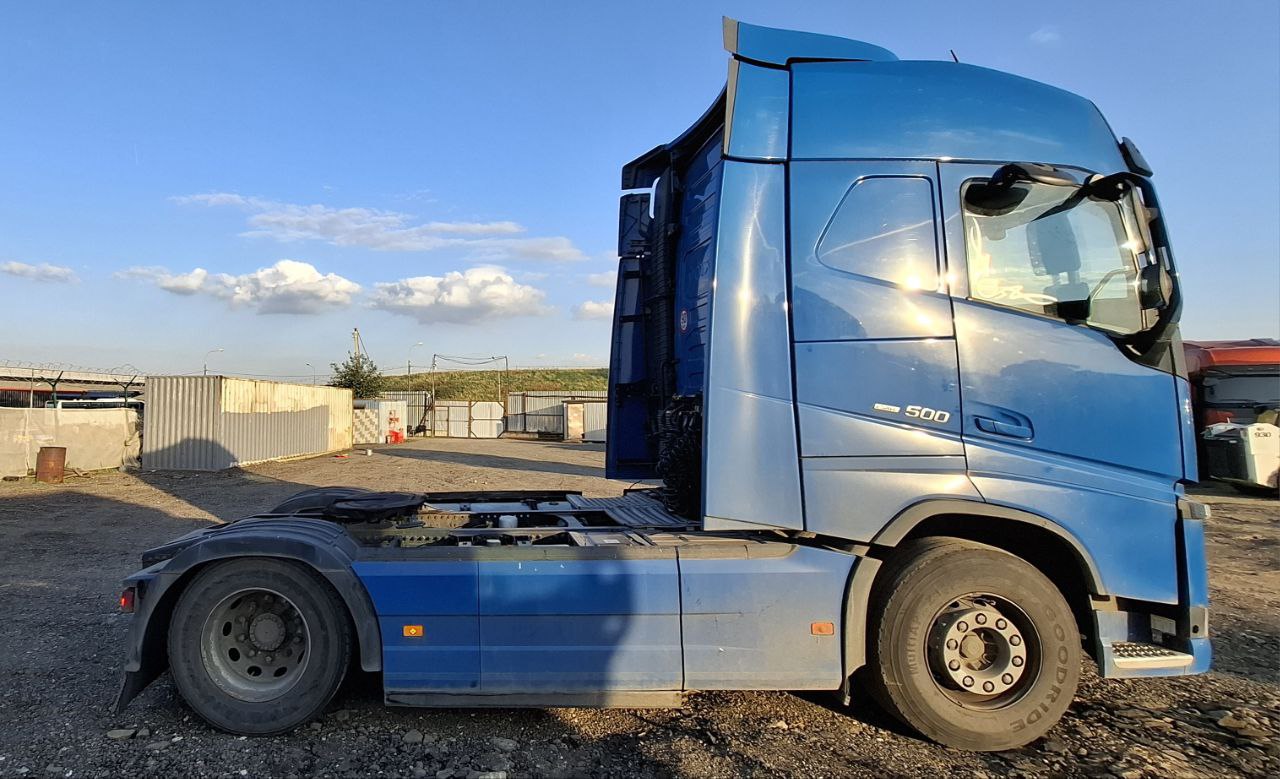 Volvo FH 4x2 Седельный тягач 2020 г. - фото 3