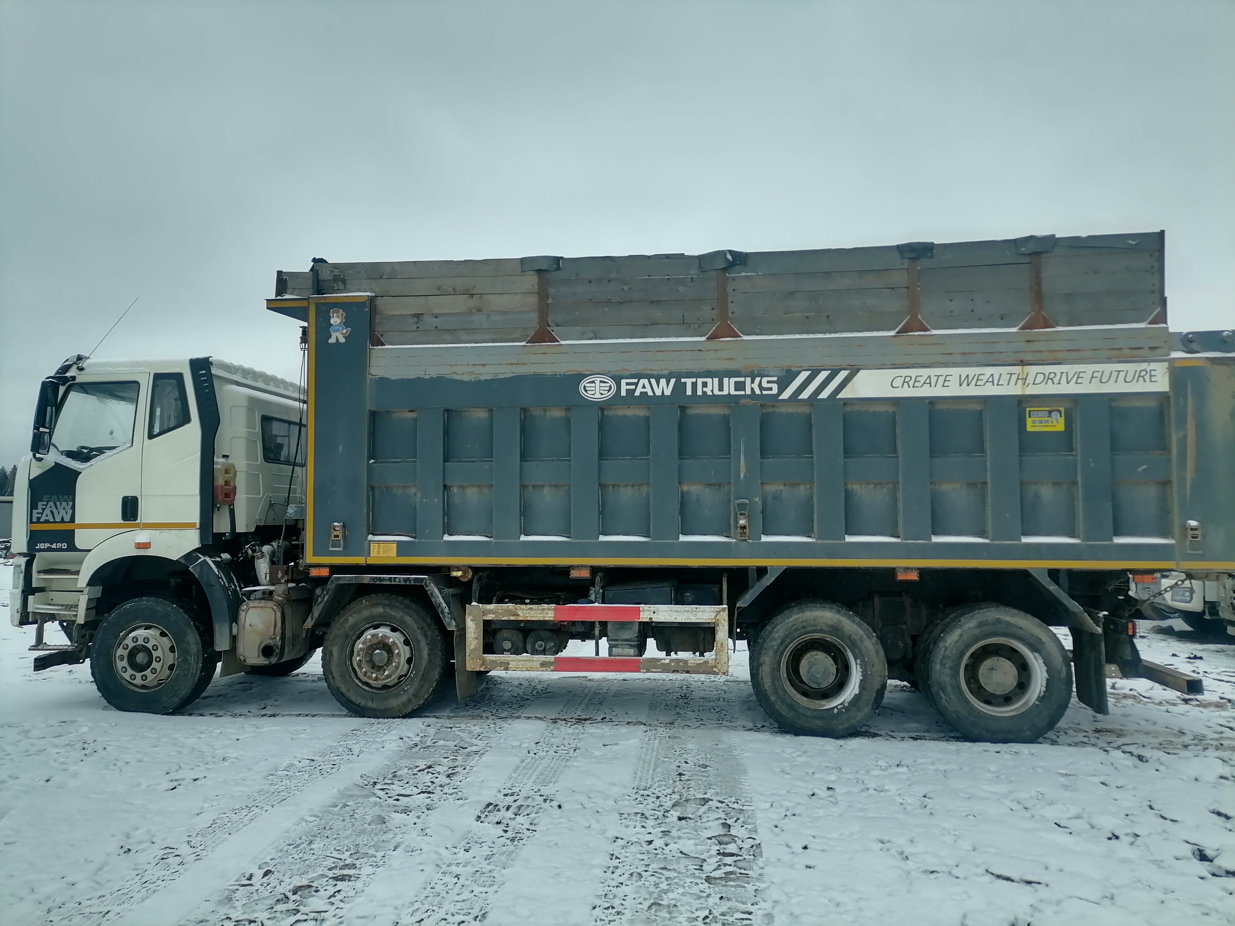 FAW J6 8x4 Самосвал 2023 г. - фото 5