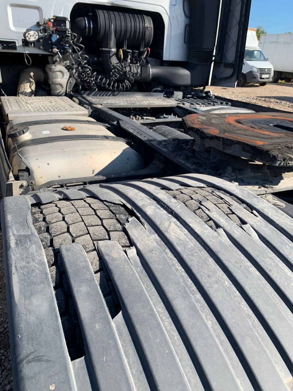 Ford F-Max 4x2 Седельный тягач 2022 г. - фото 19