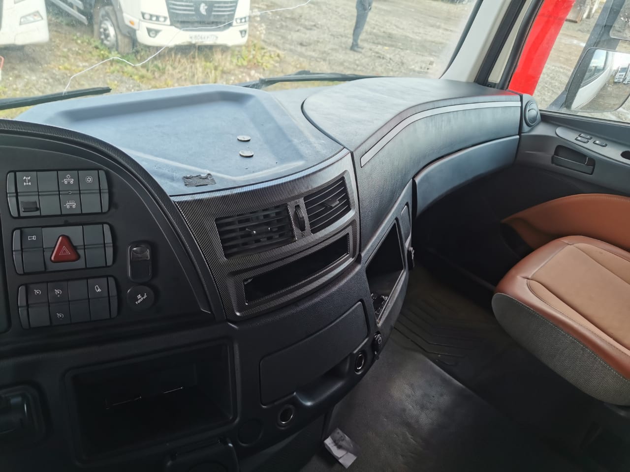 Foton AUMAN 4x2 Седельный тягач 2024 г. - фото 8