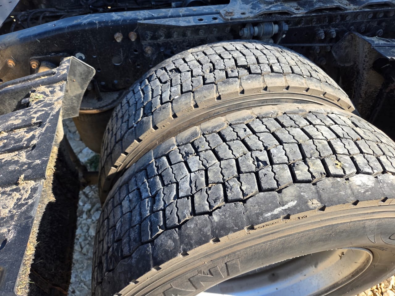 Foton AUMAN 4x2 Седельный тягач 2023 г. - фото 17