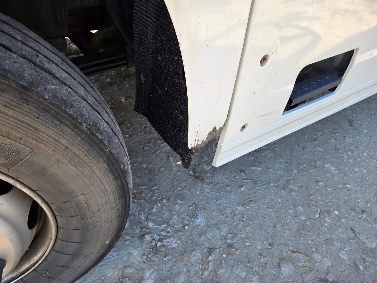 Foton AUMAN 4x2 Седельный тягач 2023 г. - фото 20