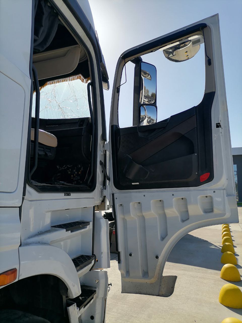 КамАЗ 54901 4x2 Седельный тягач 2021 г. - фото 10