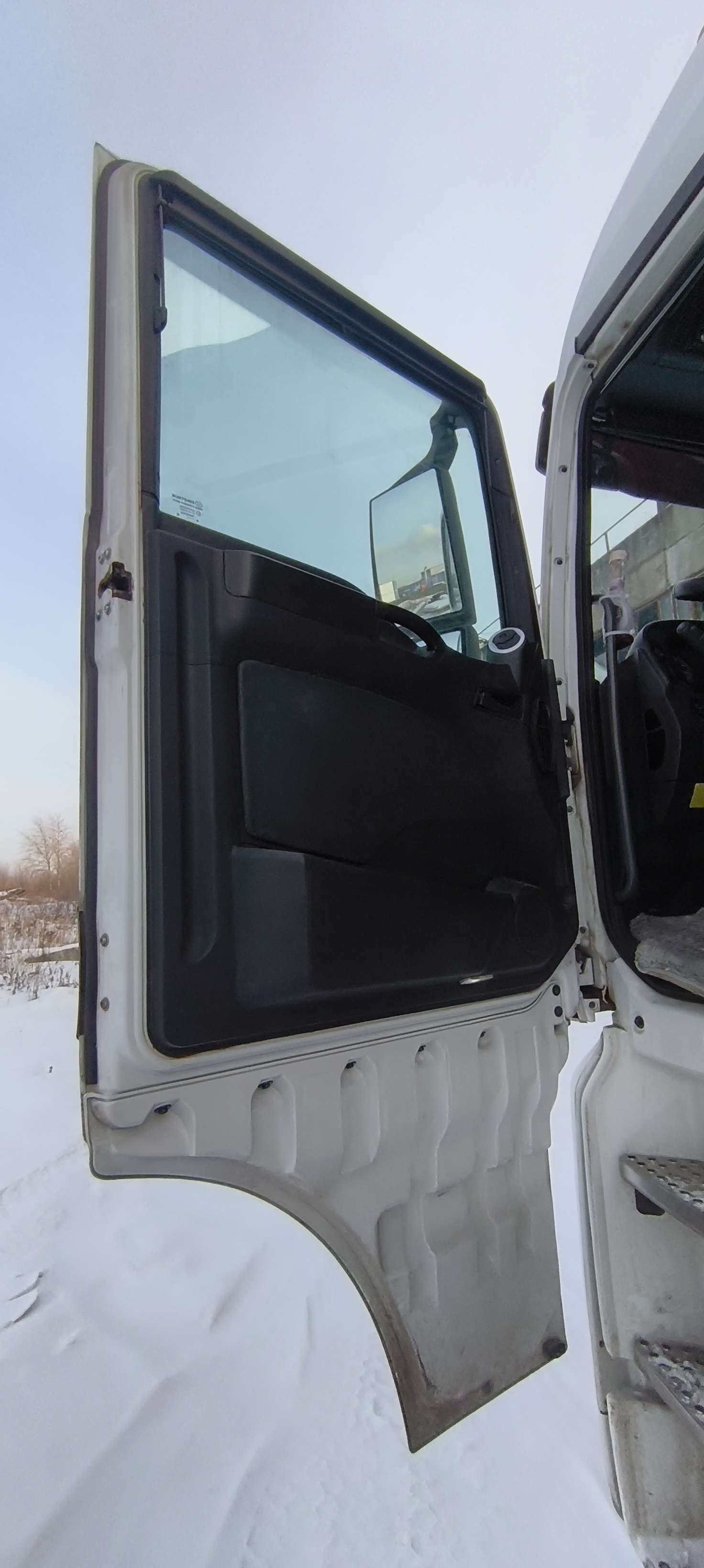 SITRAK C7H 4x2 Седельный тягач 2023 г. - фото 9