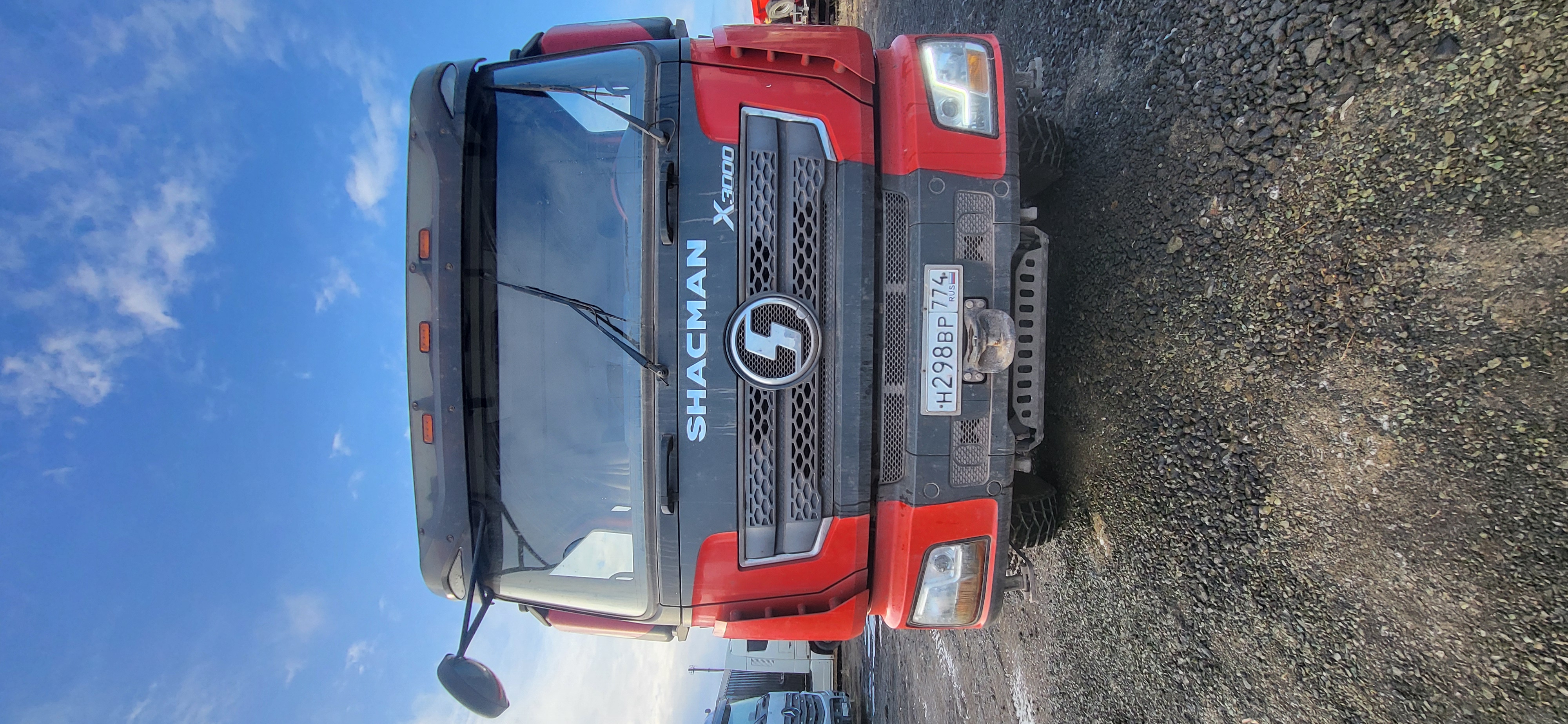 Shacman (Shaanxi) SX* 8x4 Самосвал 2023 г.