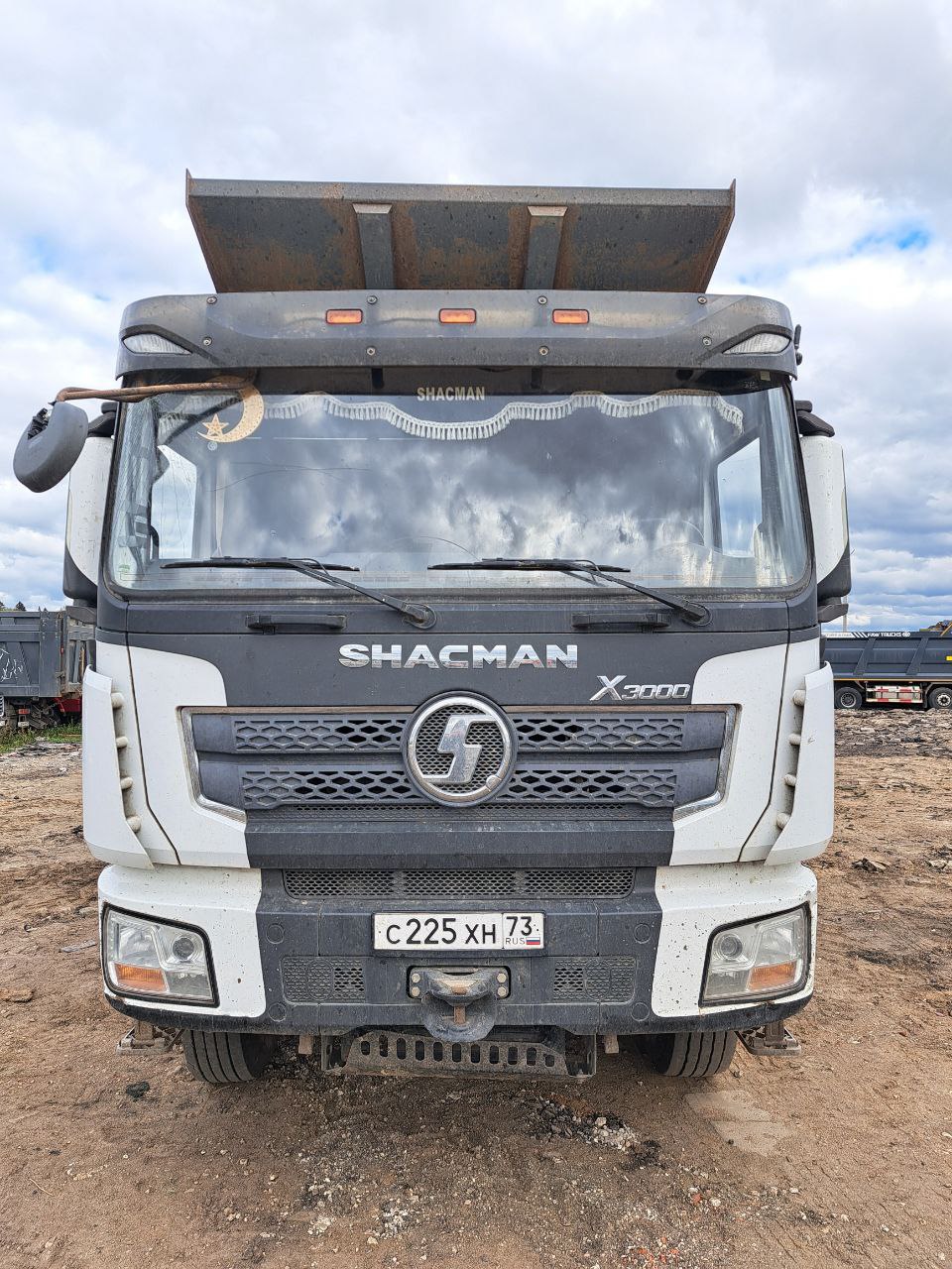 Shacman (Shaanxi) SX* 8x4 Самосвал 2023 г.