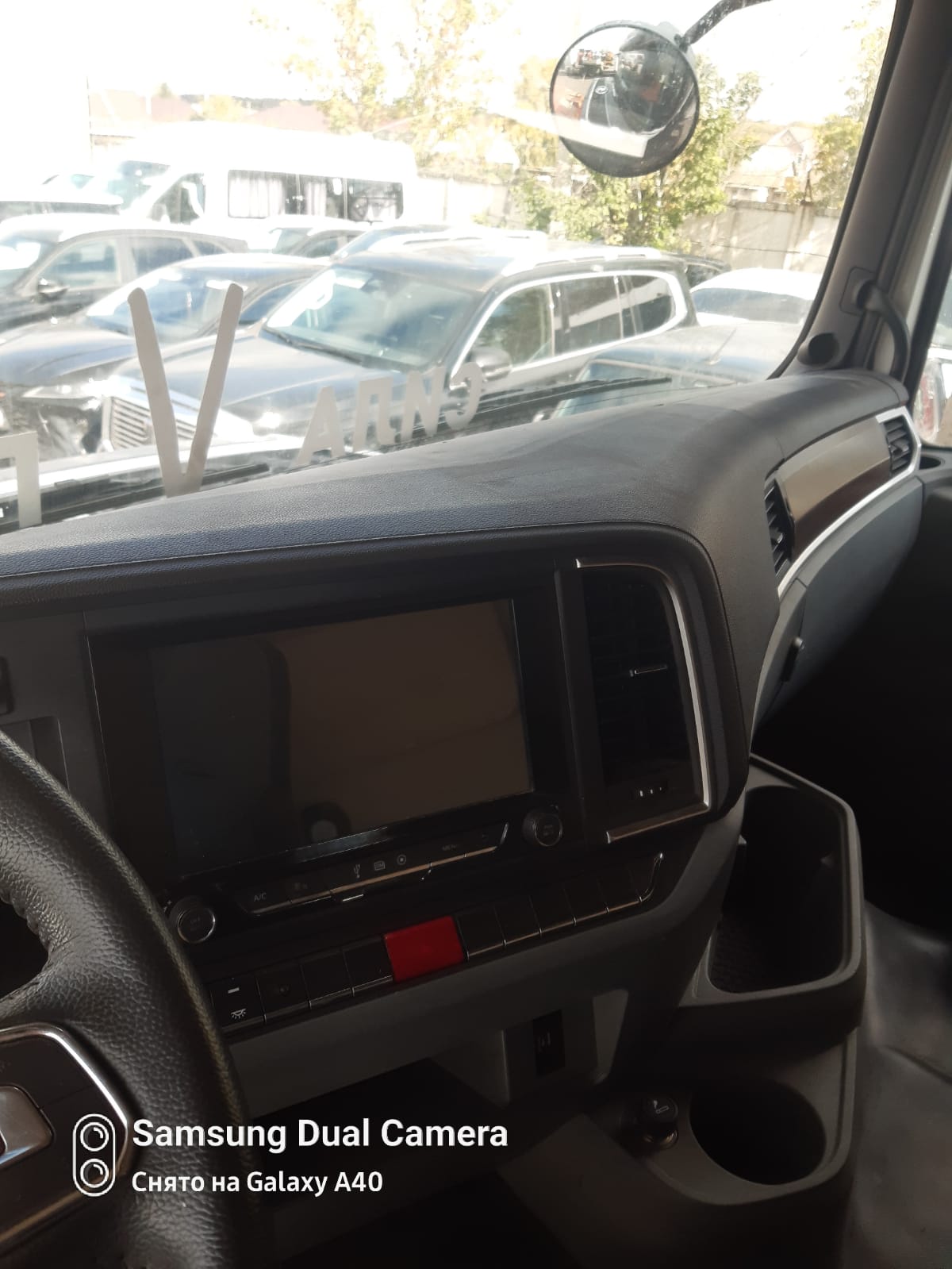 Shacman (Shaanxi) SX* 6x4 Седельный тягач 2023 г. - фото 7