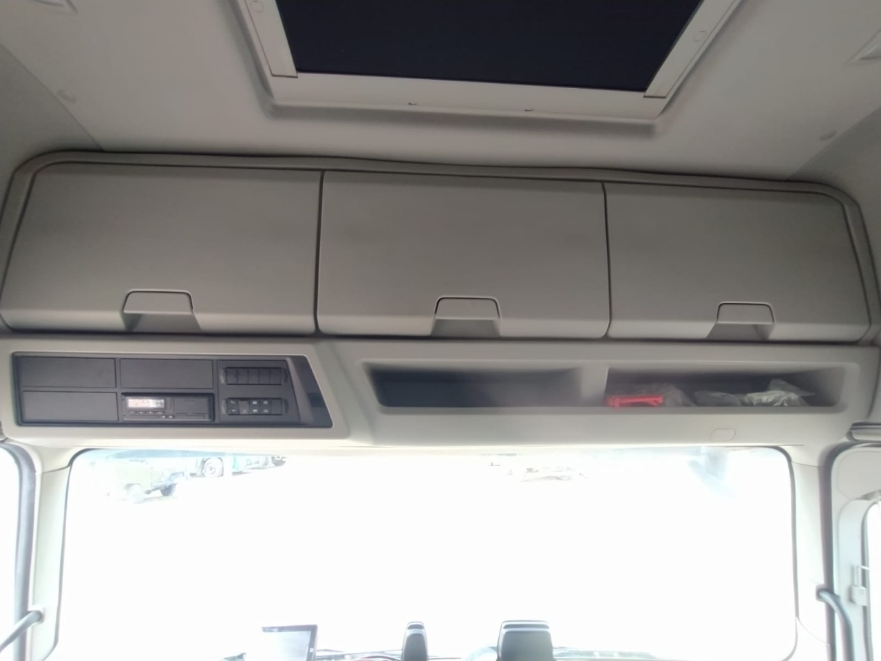 Ford F-Max 4x2 Седельный тягач 2022 г. - фото 9