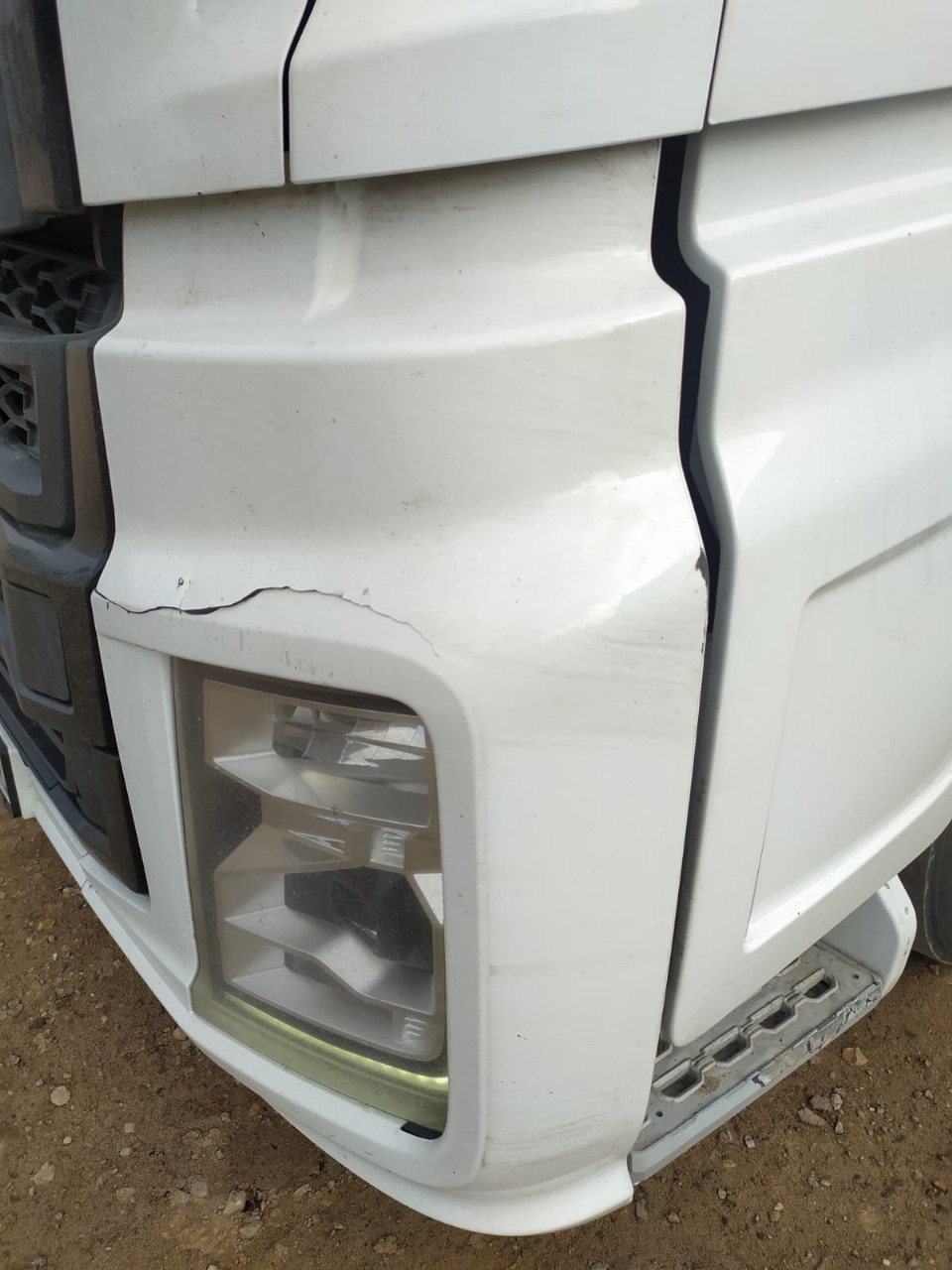 Ford F-Max 4x2 Седельный тягач 2022 г. - фото 18