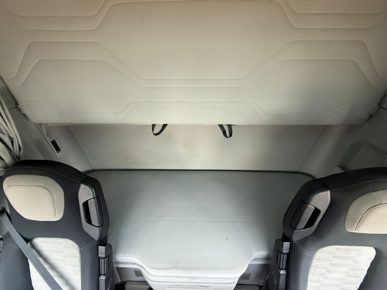 Ford F-Max 4x2 Седельный тягач 2023 г. - фото 7