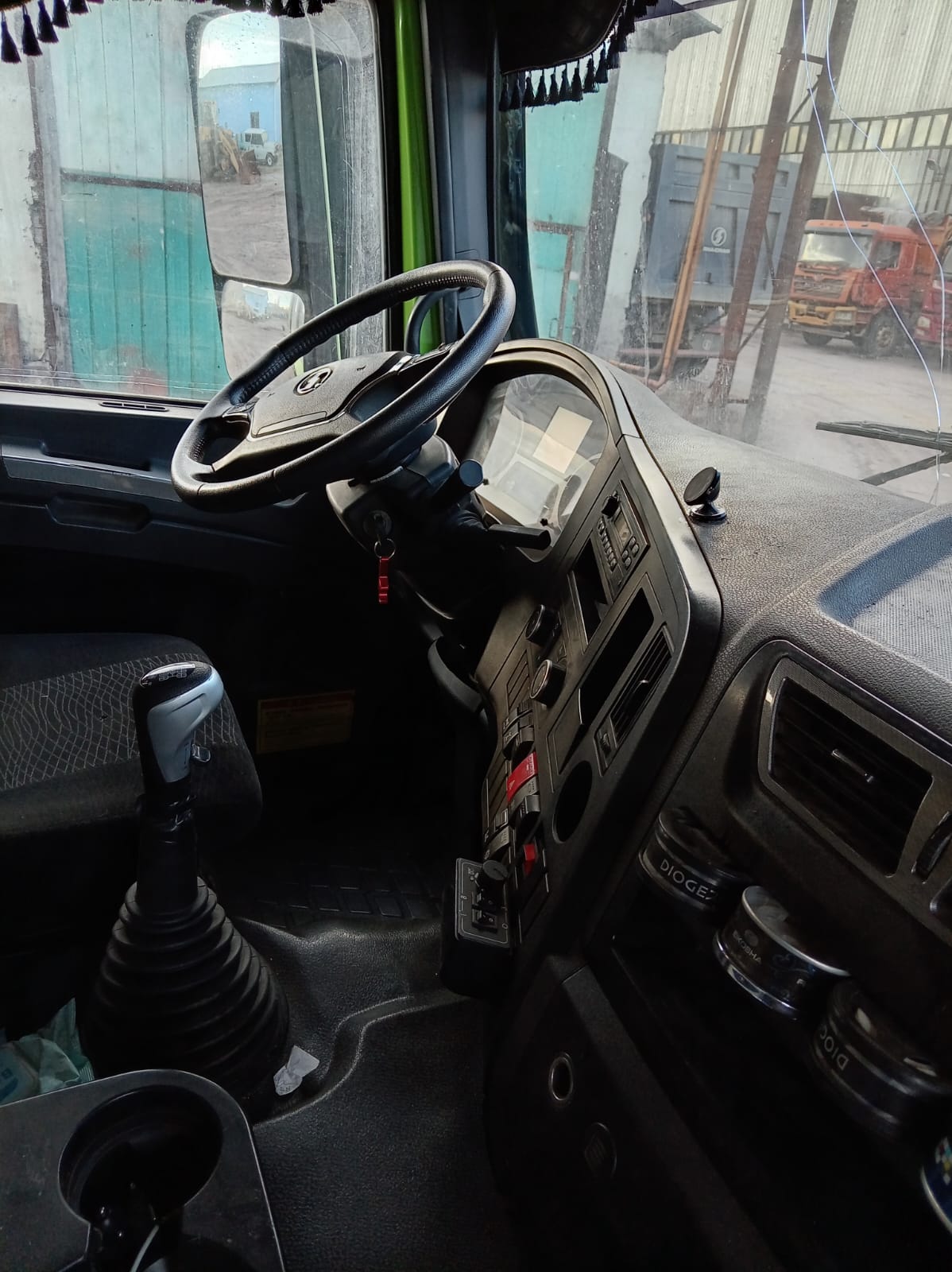 Shacman (Shaanxi) SX* 8x4 Самосвал 2022 г. - фото 11