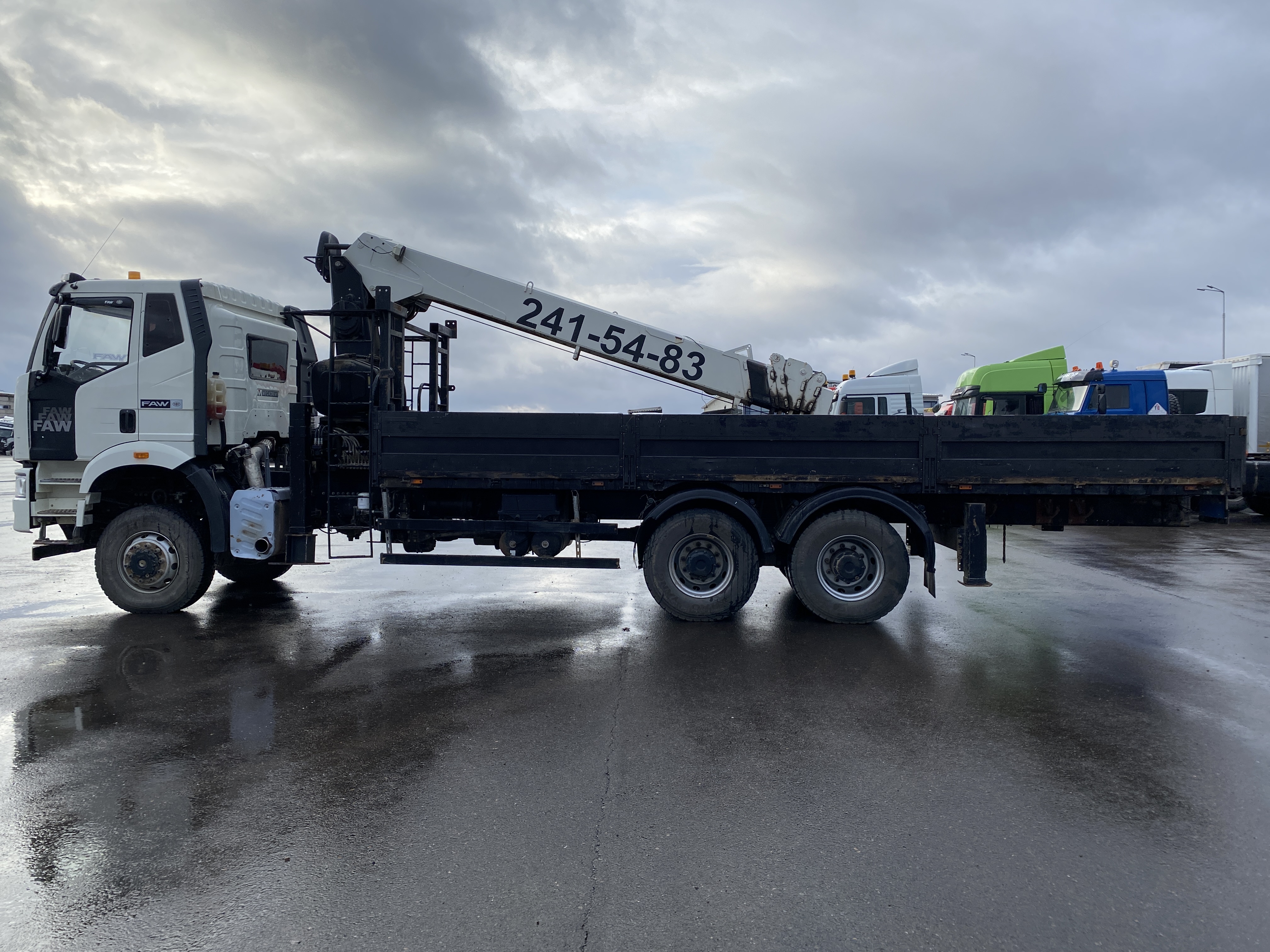 Айсин W2* на шасси FAW CA 3250 6x6 Бортовой с КМУ 2023 г. - фото 5