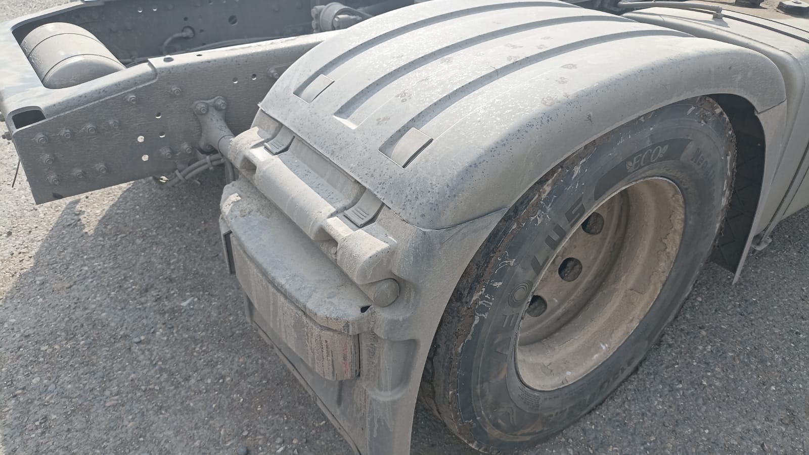 Shacman (Shaanxi) SX* 4x2 Седельный тягач 2023 г. - фото 10